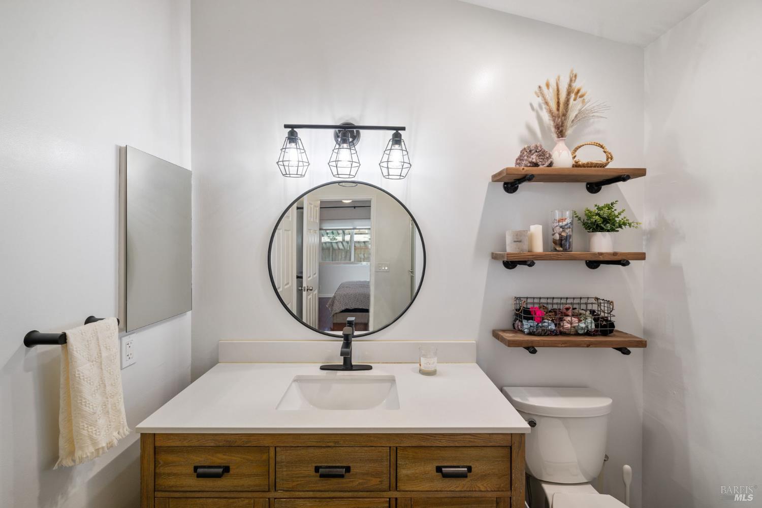 Detail Gallery Image 32 of 47 For 1201 Deanza Ct, Suisun City,  CA 94585 - 3 Beds | 2 Baths