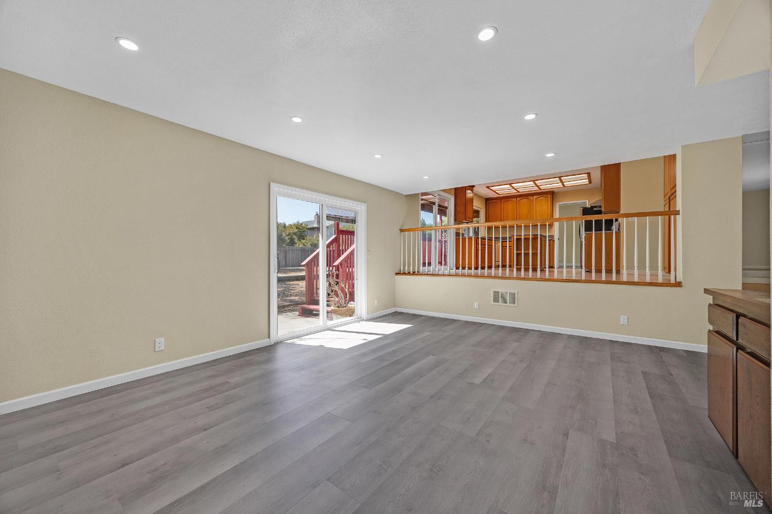 Detail Gallery Image 18 of 43 For 743 Isabella Way, Fairfield,  CA 94533 - 4 Beds | 2/1 Baths