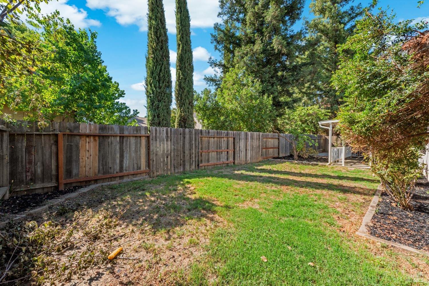 Detail Gallery Image 38 of 54 For 1015 Mason Ct, Dixon,  CA 95620 - 3 Beds | 2 Baths