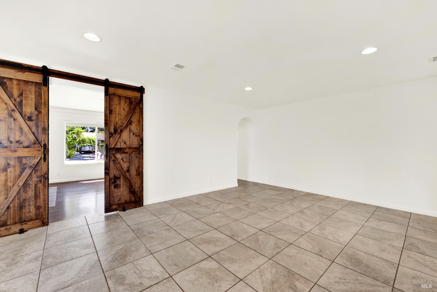 Detail Gallery Image 31 of 56 For 640 Berkshire Dr, Dixon,  CA 95620 - 4 Beds | 2 Baths