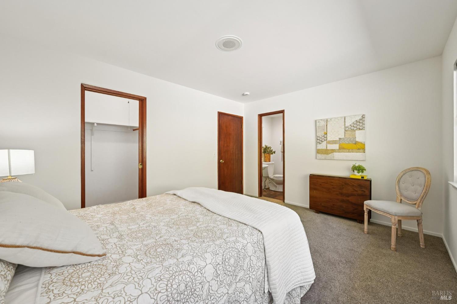 Detail Gallery Image 32 of 74 For 135 Spring Grove Ave, San Rafael,  CA 94901 - 6 Beds | 5/2 Baths