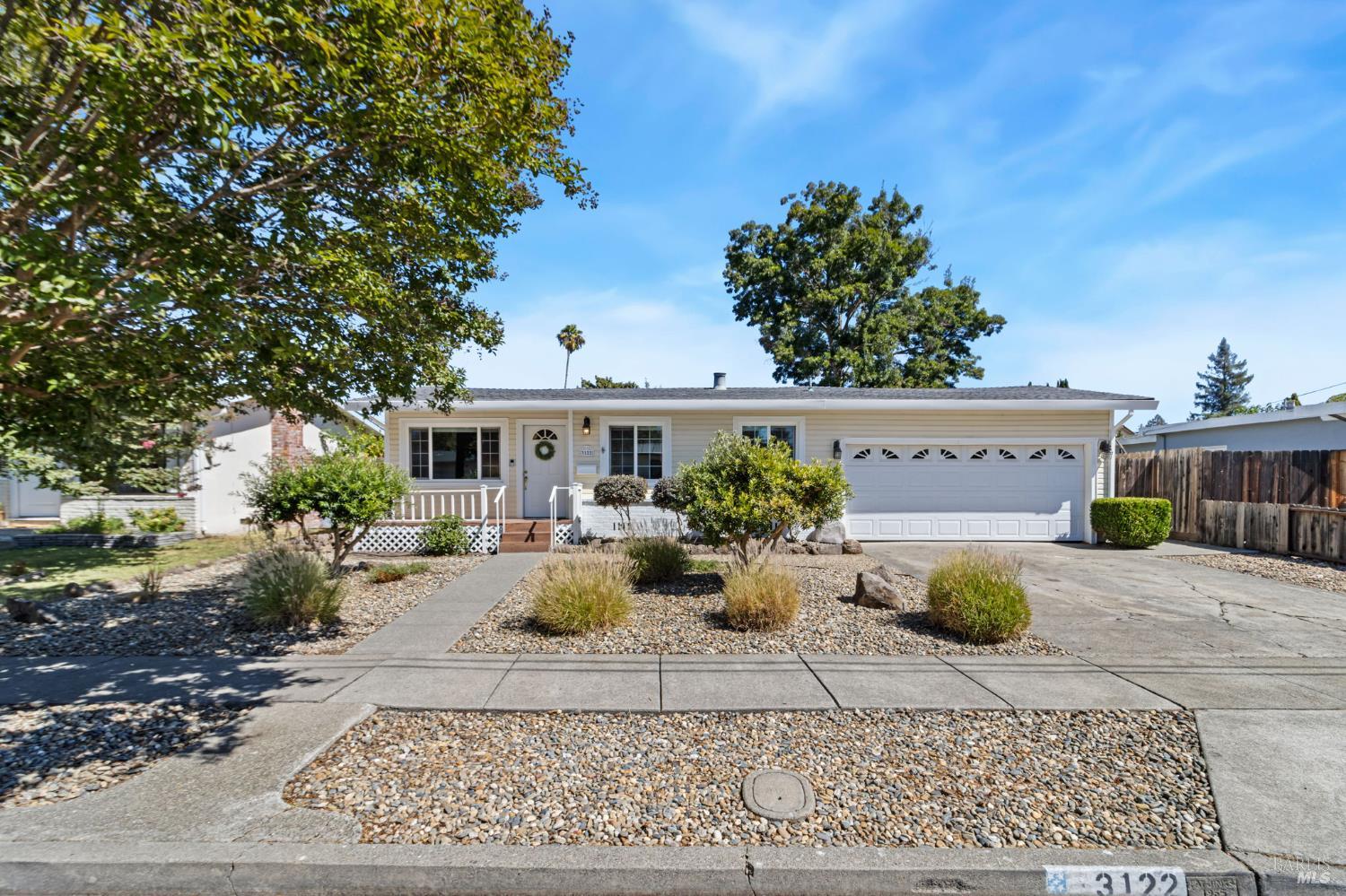 Detail Gallery Image 1 of 27 For 3122 Piedmont Ave, Napa,  CA 94558 - 3 Beds | 2 Baths