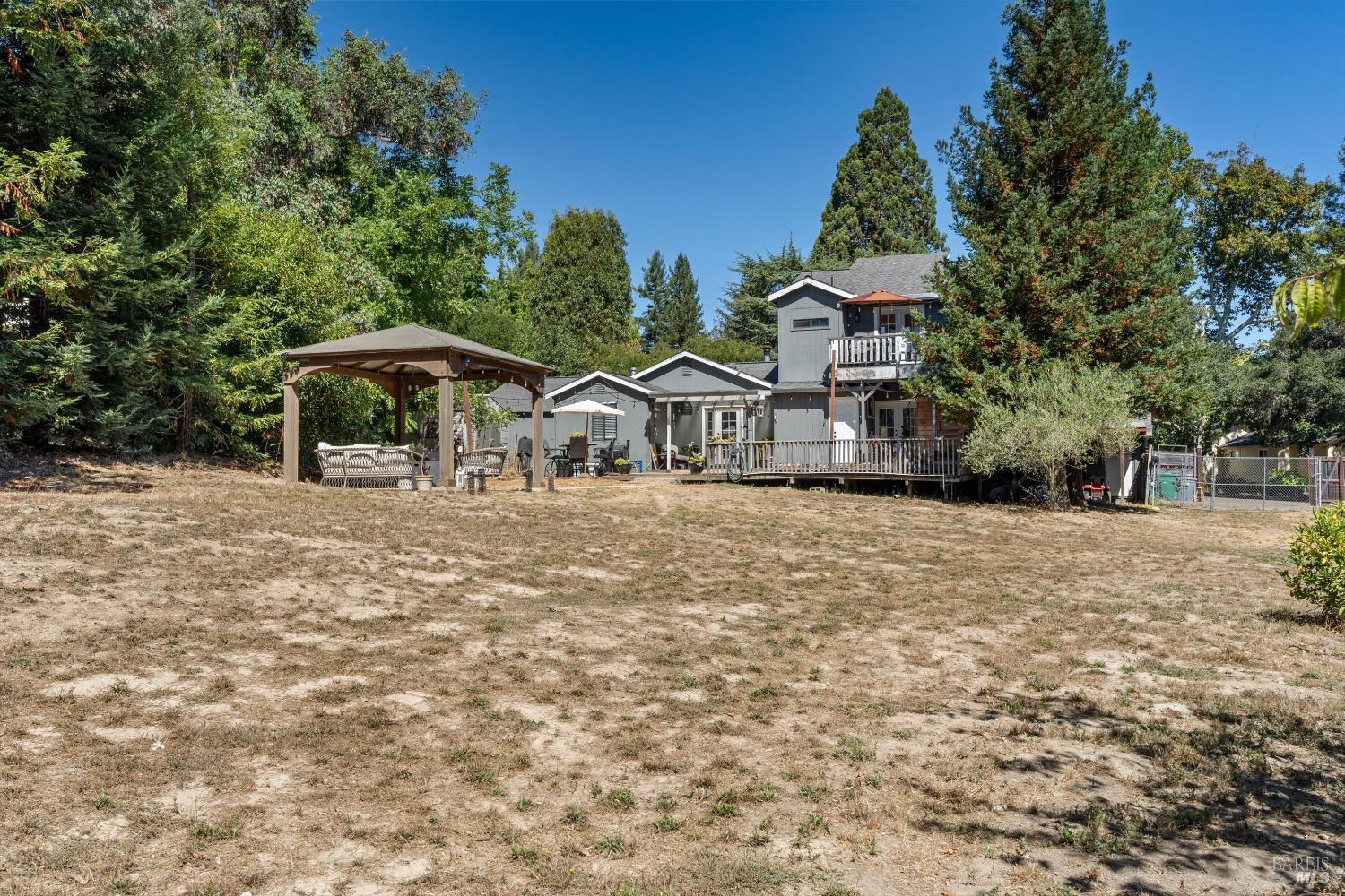 Detail Gallery Image 25 of 40 For 8061 Elphick Rd, Sebastopol,  CA 95472 - 4 Beds | 2/1 Baths
