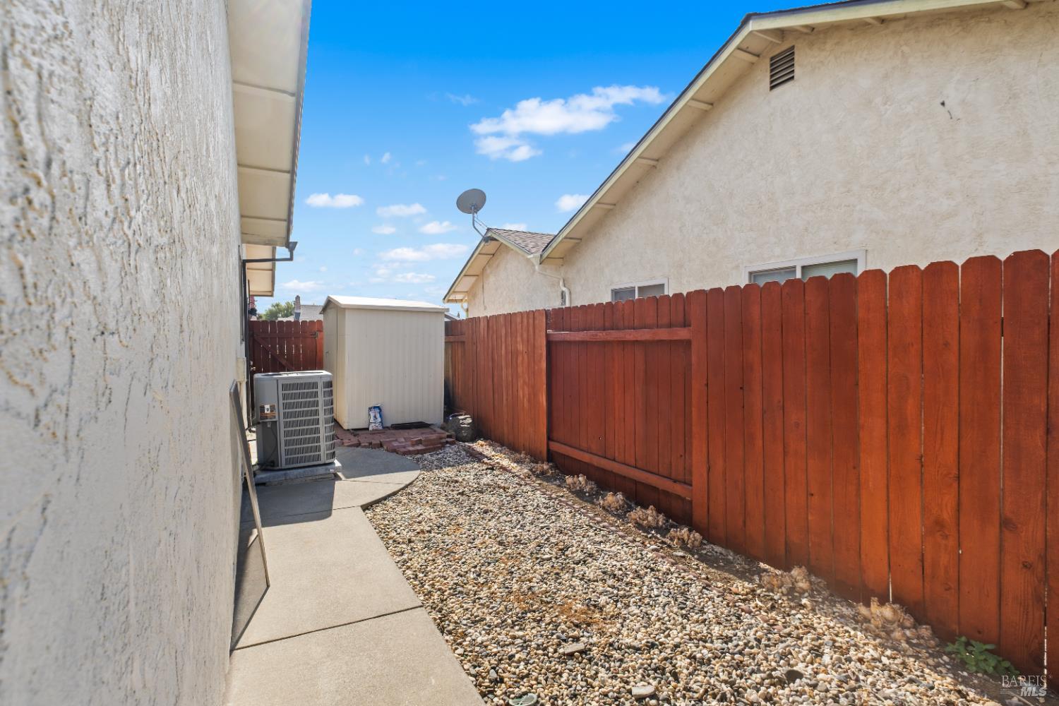 Detail Gallery Image 45 of 47 For 616 Emperor Dr, Suisun City,  CA 94585 - 3 Beds | 1 Baths