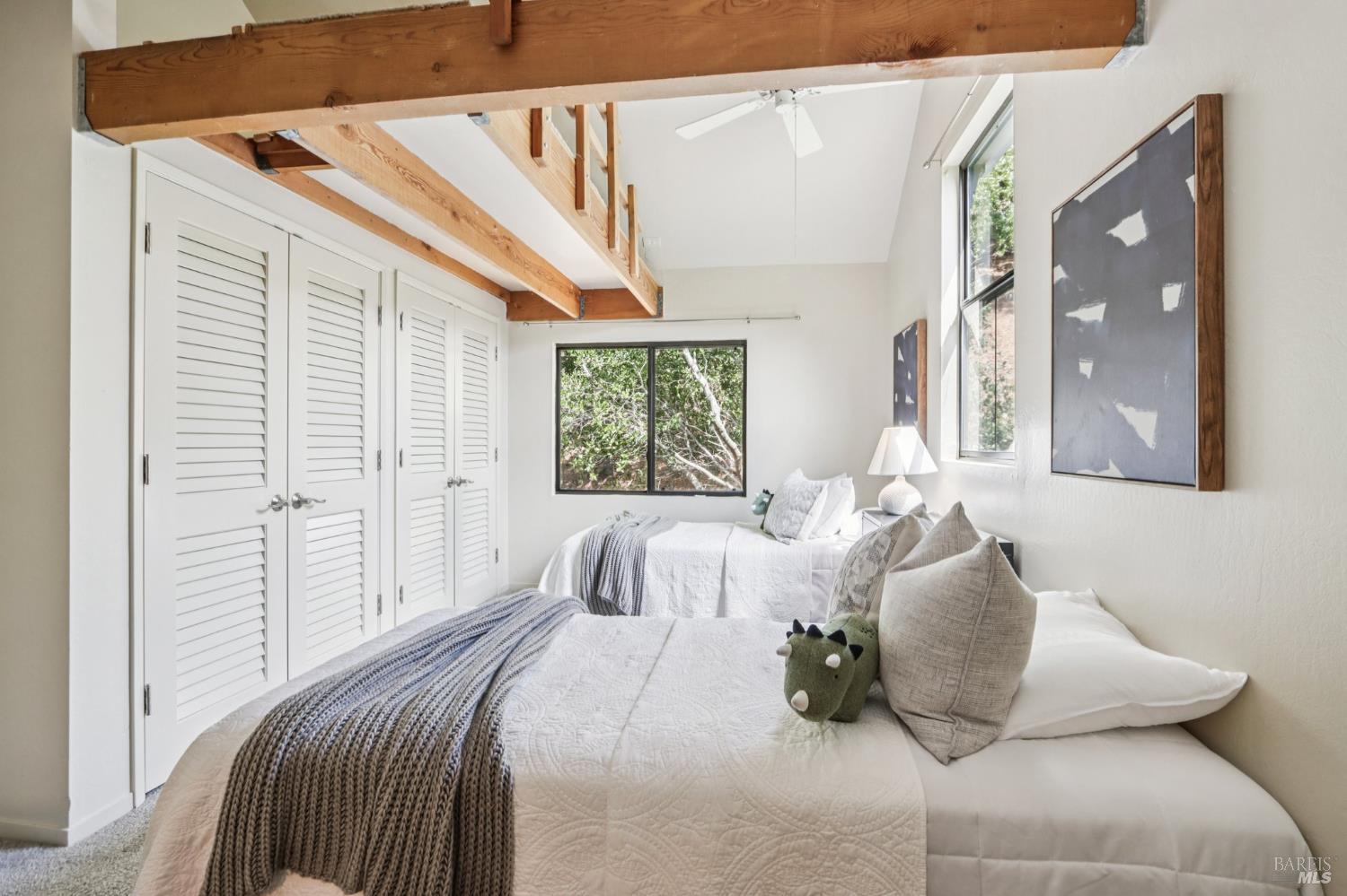 Detail Gallery Image 18 of 36 For 32 Glen Dr, Fairfax,  CA 94930 - 3 Beds | 2 Baths