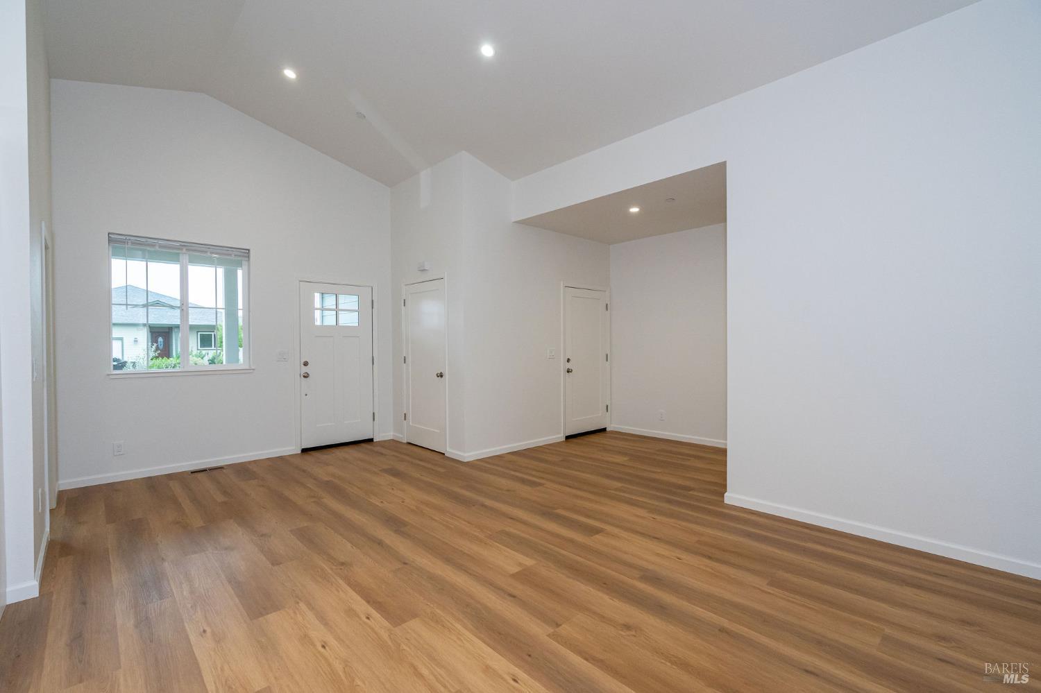 Detail Gallery Image 7 of 43 For 1924 San Salvador Dr, Santa Rosa,  CA 95403 - 4 Beds | 2 Baths