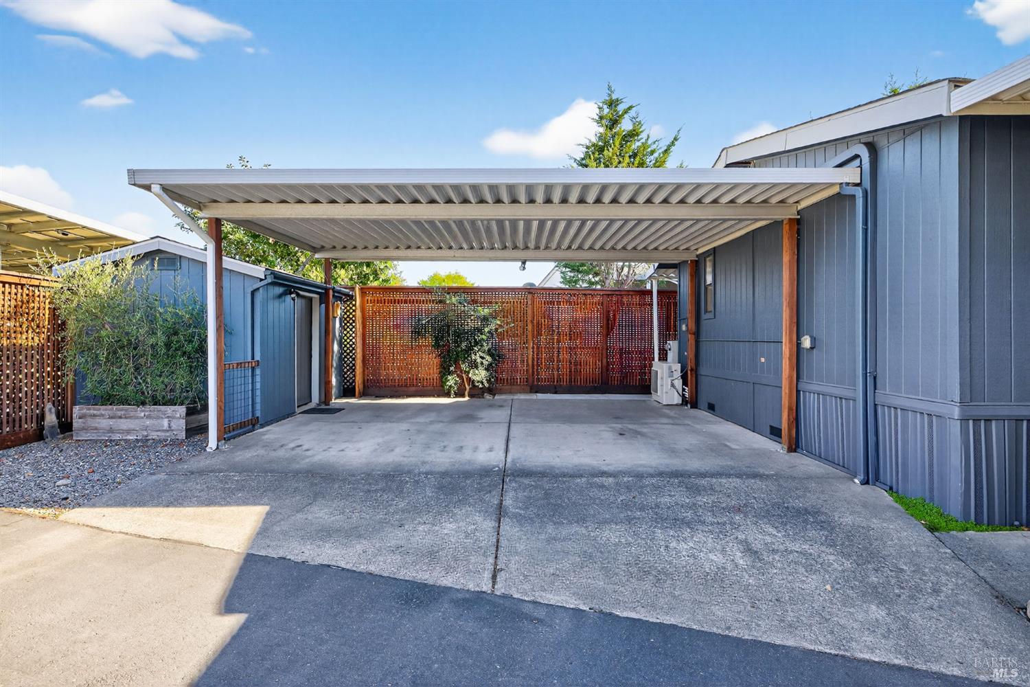 Detail Gallery Image 2 of 33 For 8034 Cliffrose St, Windsor,  CA 95492 - 3 Beds | 2 Baths