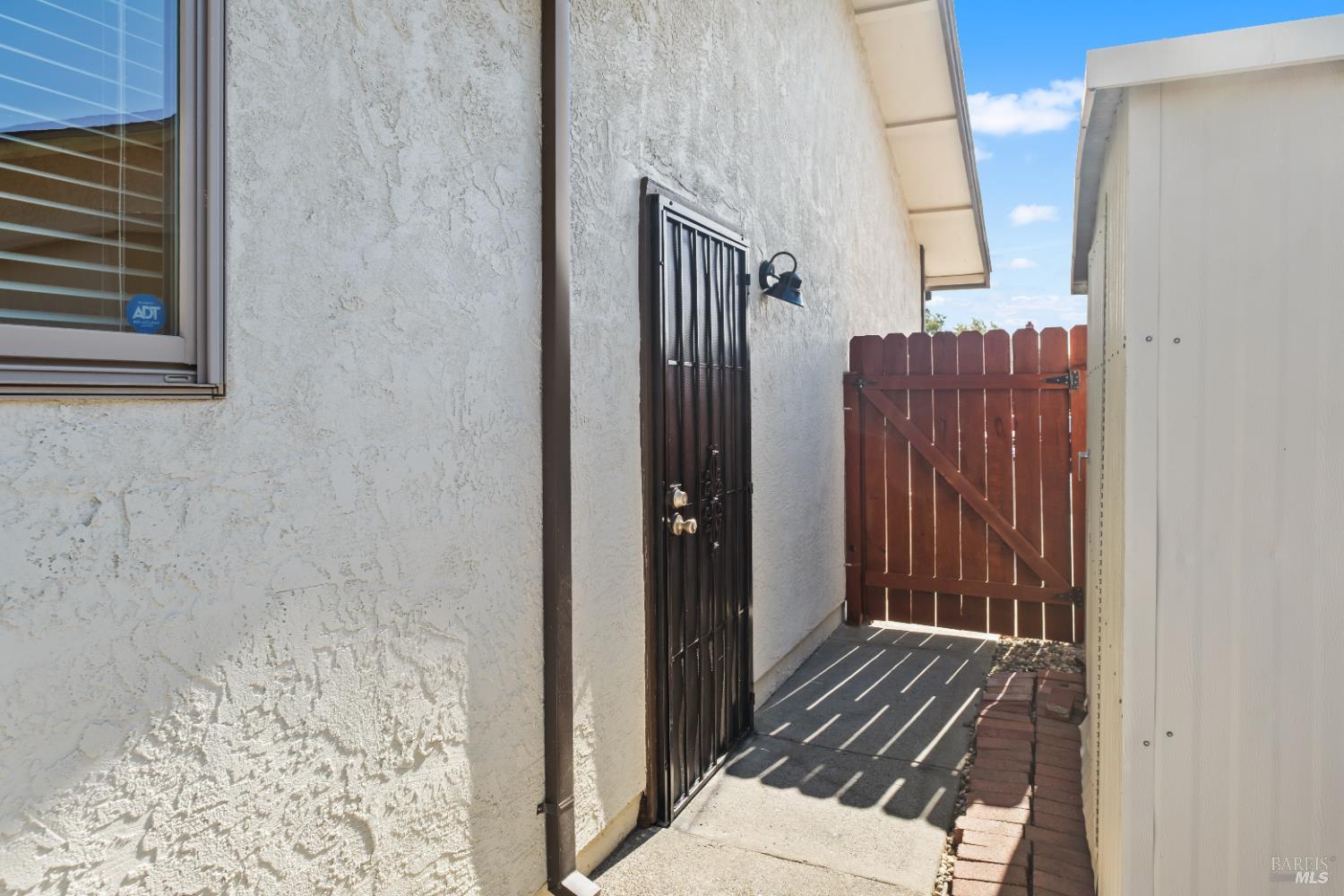 Detail Gallery Image 46 of 47 For 616 Emperor Dr, Suisun City,  CA 94585 - 3 Beds | 1 Baths