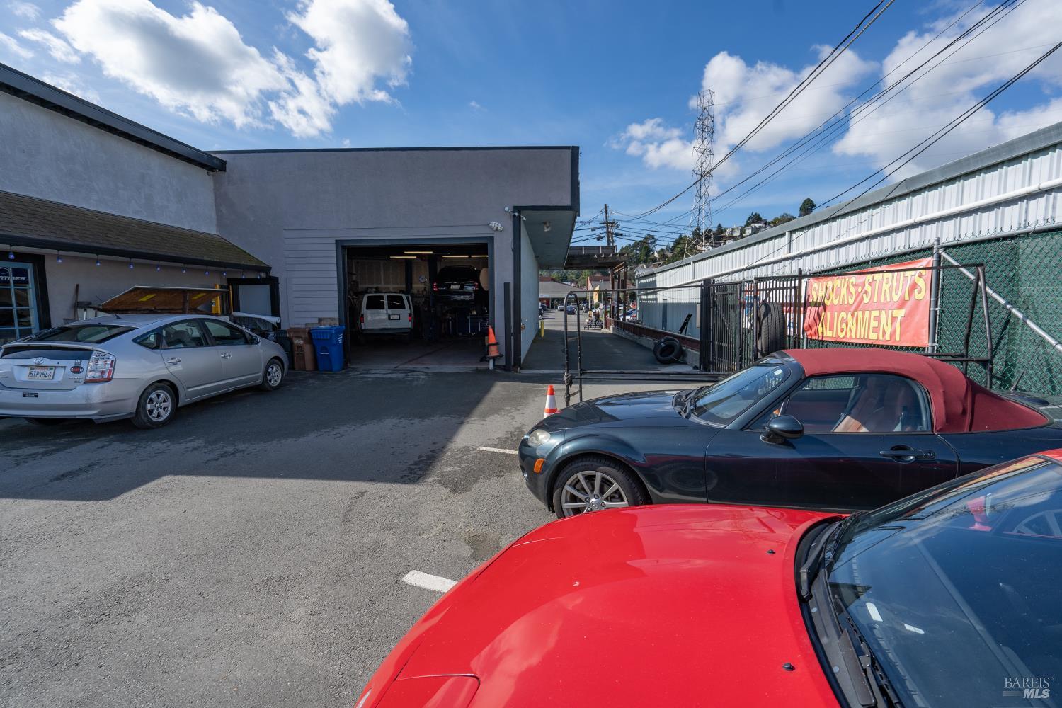 Detail Gallery Image 12 of 15 For 242 Shoreline Hwy, Mill Valley,  CA 94941 - – Beds | – Baths