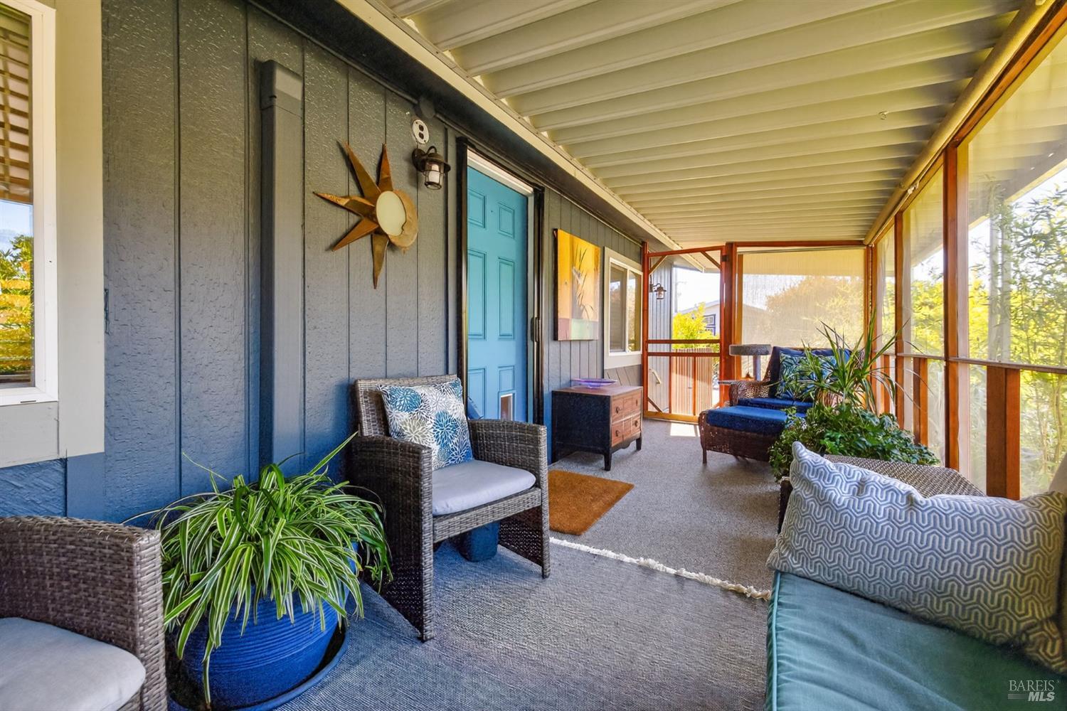 Detail Gallery Image 8 of 33 For 8034 Cliffrose St, Windsor,  CA 95492 - 3 Beds | 2 Baths