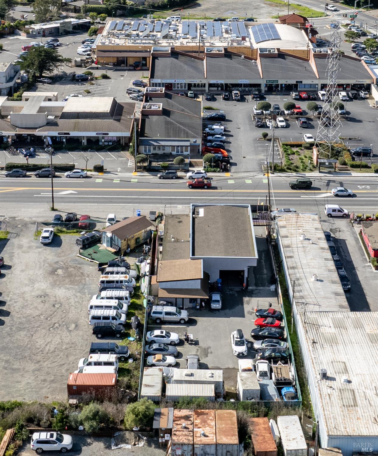 Detail Gallery Image 4 of 15 For 242 Shoreline Hwy, Mill Valley,  CA 94941 - – Beds | – Baths