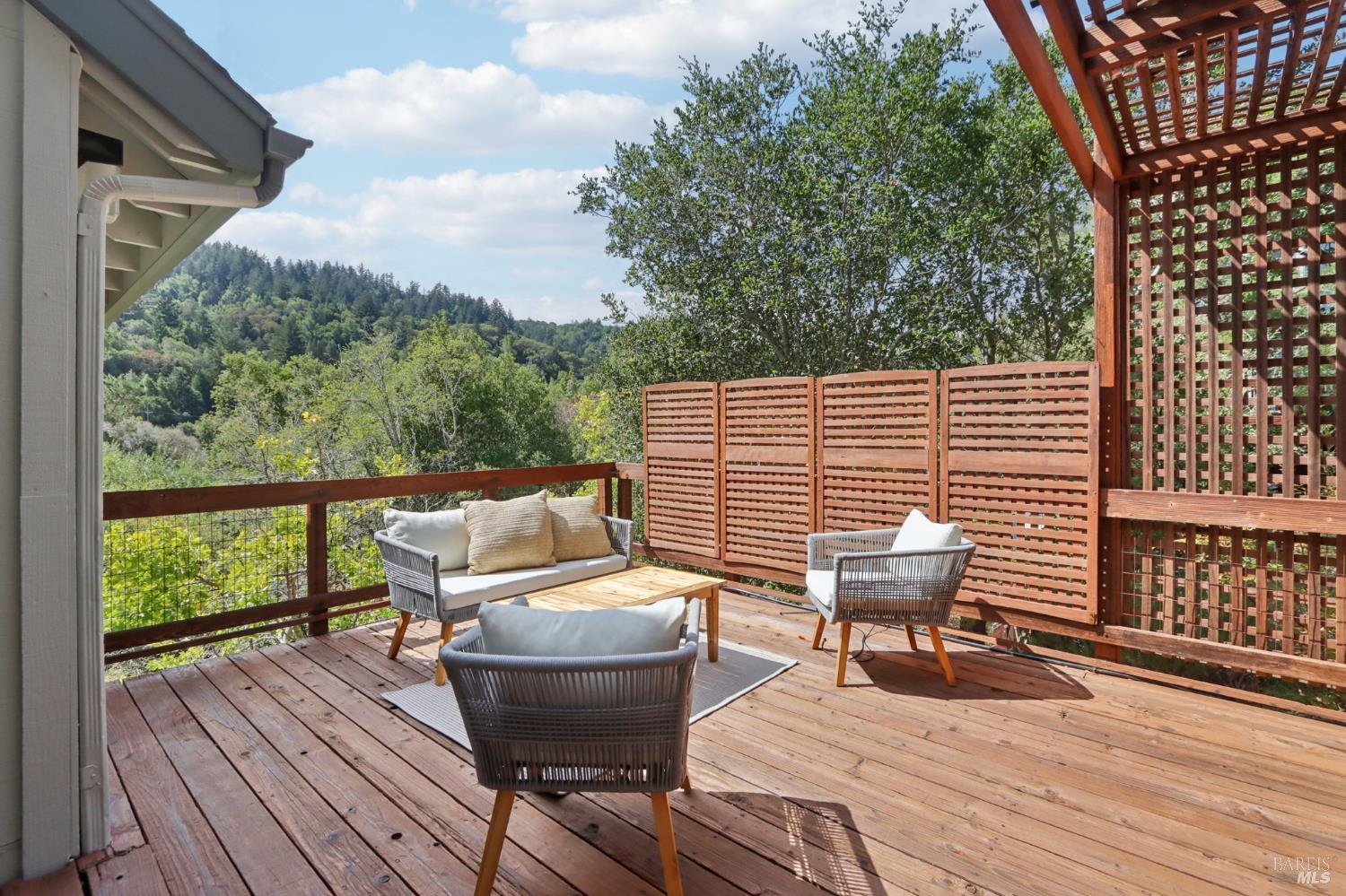 Detail Gallery Image 25 of 36 For 32 Glen Dr, Fairfax,  CA 94930 - 3 Beds | 2 Baths