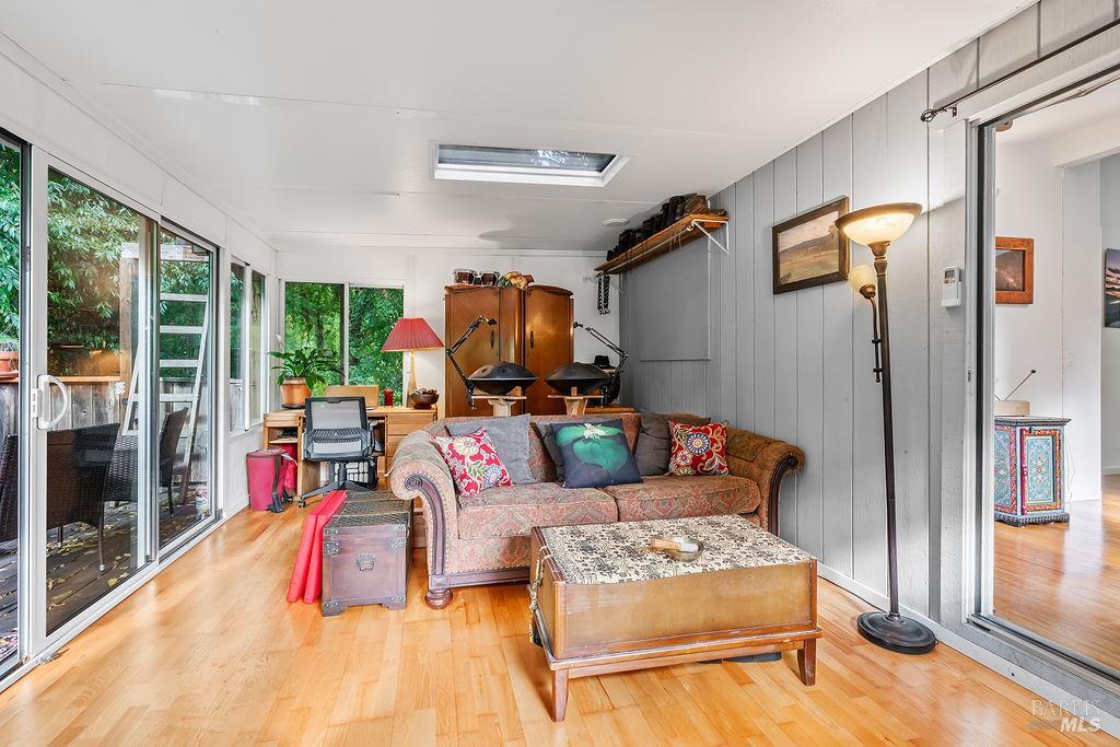 Detail Gallery Image 20 of 83 For 15990 Drake Rd, Guerneville,  CA 95446 - 1 Beds | 1 Baths