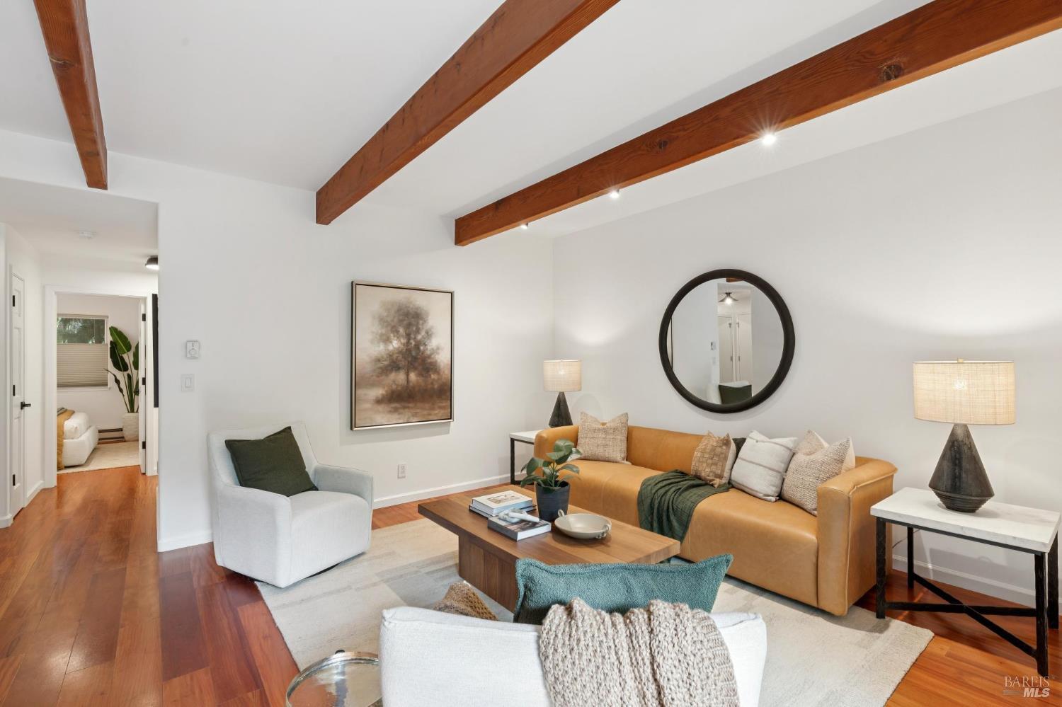 Detail Gallery Image 10 of 19 For 84 Madrone Ave #1,  San Anselmo,  CA 94960 - 2 Beds | 1 Baths