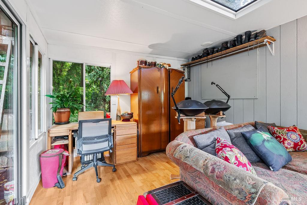 Detail Gallery Image 24 of 83 For 15990 Drake Rd, Guerneville,  CA 95446 - 1 Beds | 1 Baths