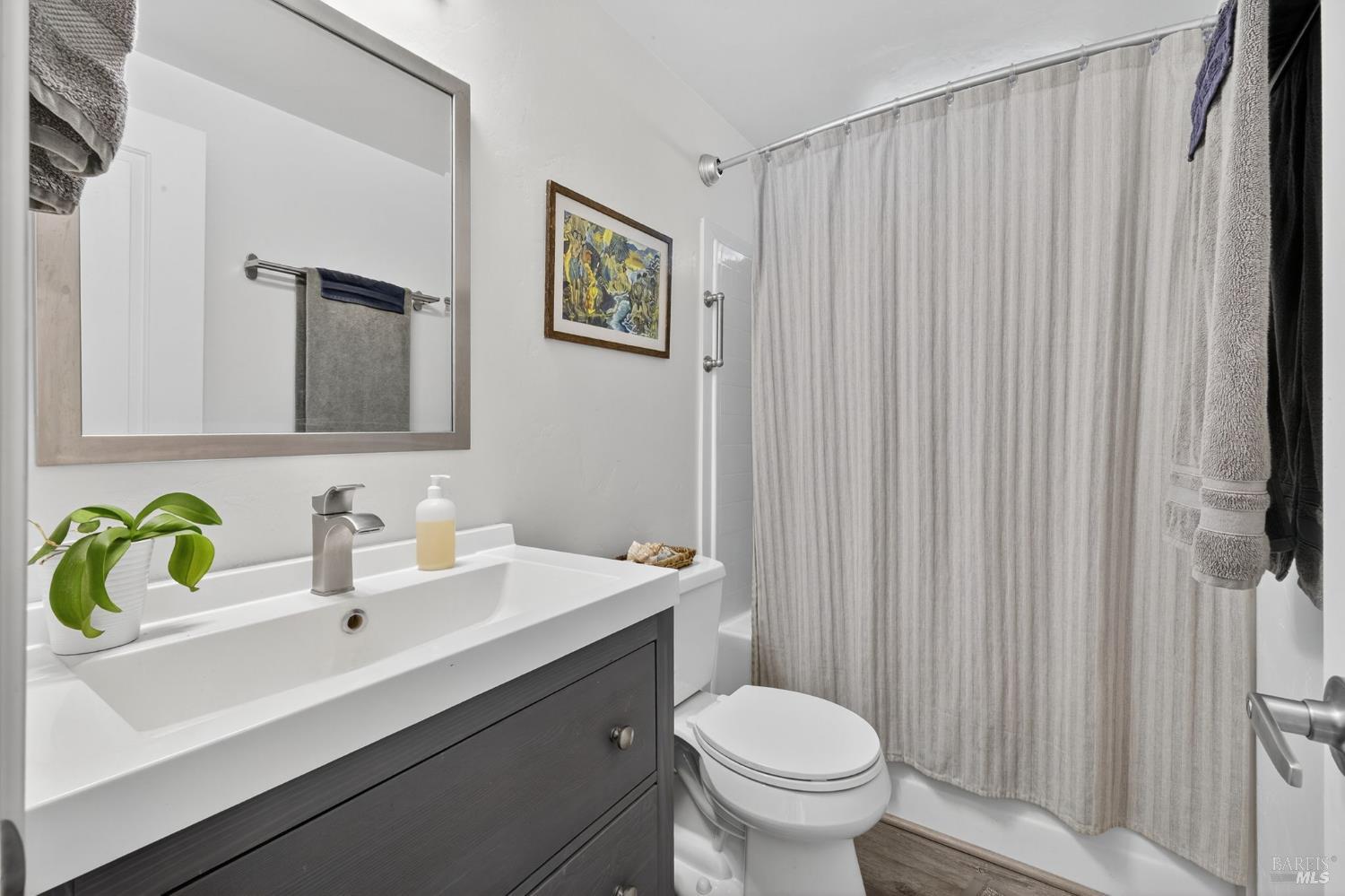 Detail Gallery Image 21 of 33 For 8034 Cliffrose St, Windsor,  CA 95492 - 3 Beds | 2 Baths