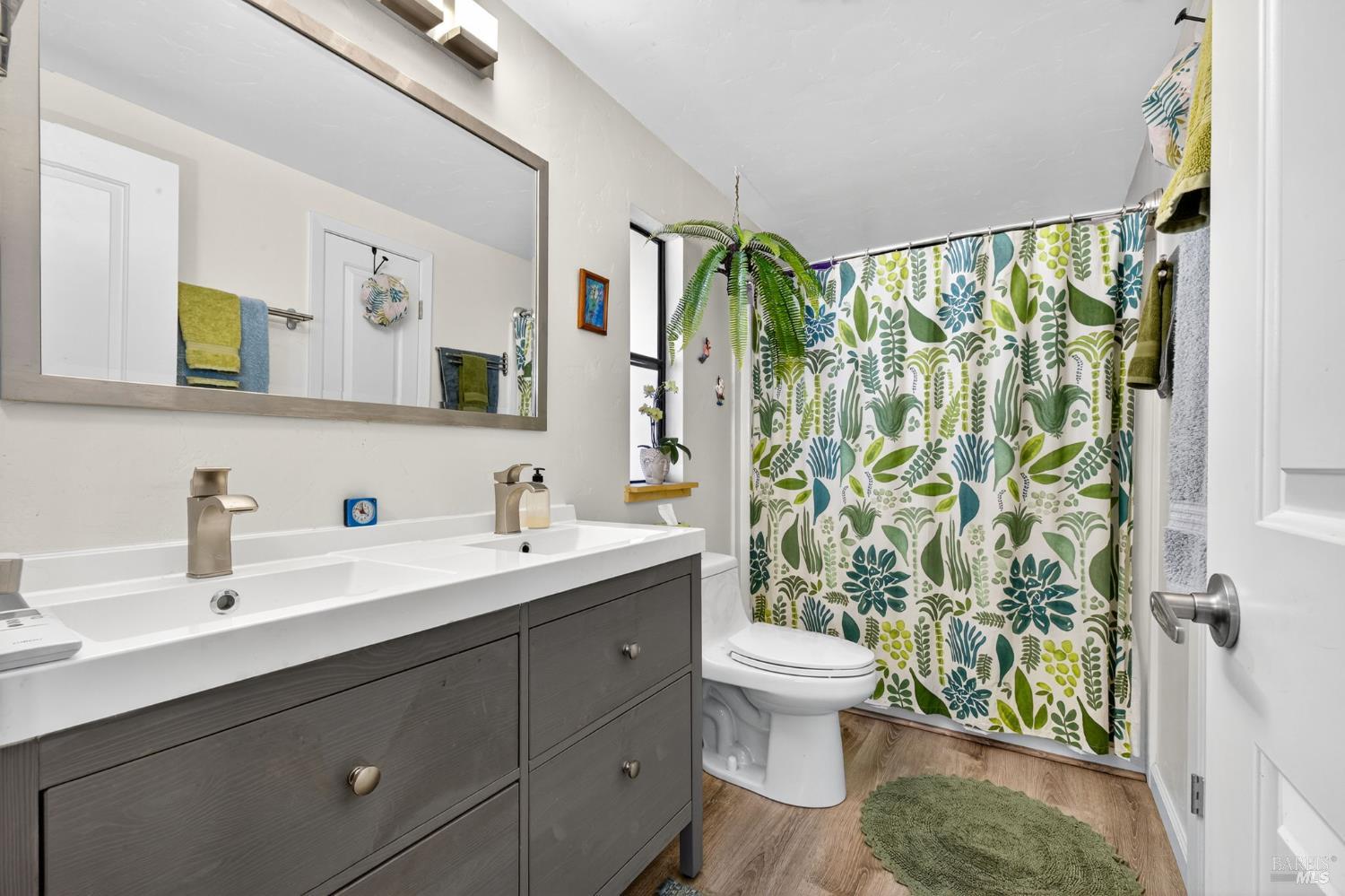 Detail Gallery Image 20 of 33 For 8034 Cliffrose St, Windsor,  CA 95492 - 3 Beds | 2 Baths