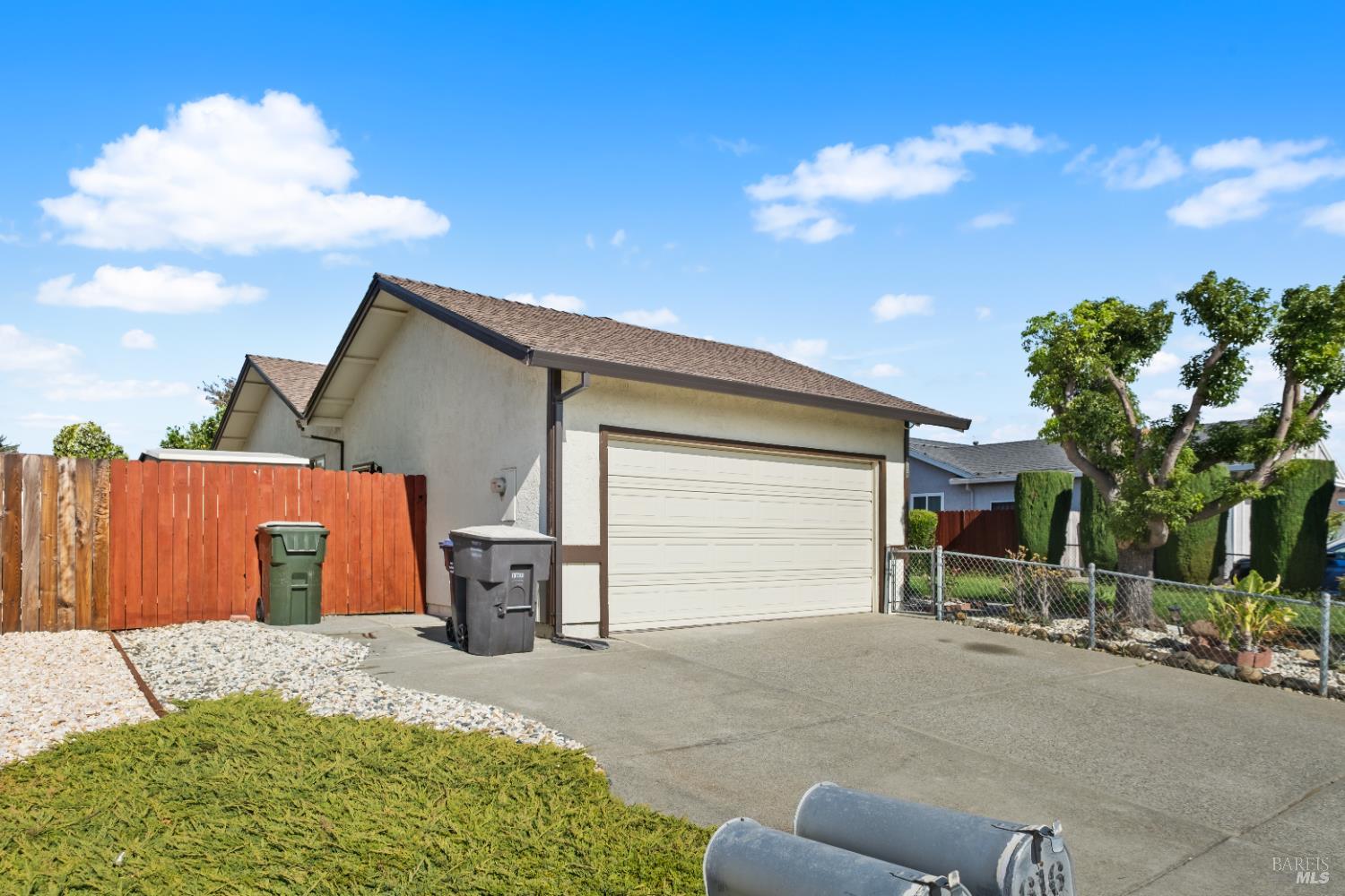 Detail Gallery Image 11 of 47 For 616 Emperor Dr, Suisun City,  CA 94585 - 3 Beds | 1 Baths