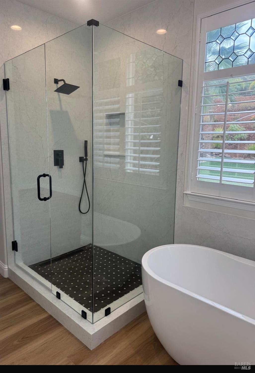 Detail Gallery Image 27 of 53 For 107 St Michael Ct, Cloverdale,  CA 95425 - 3 Beds | 2 Baths