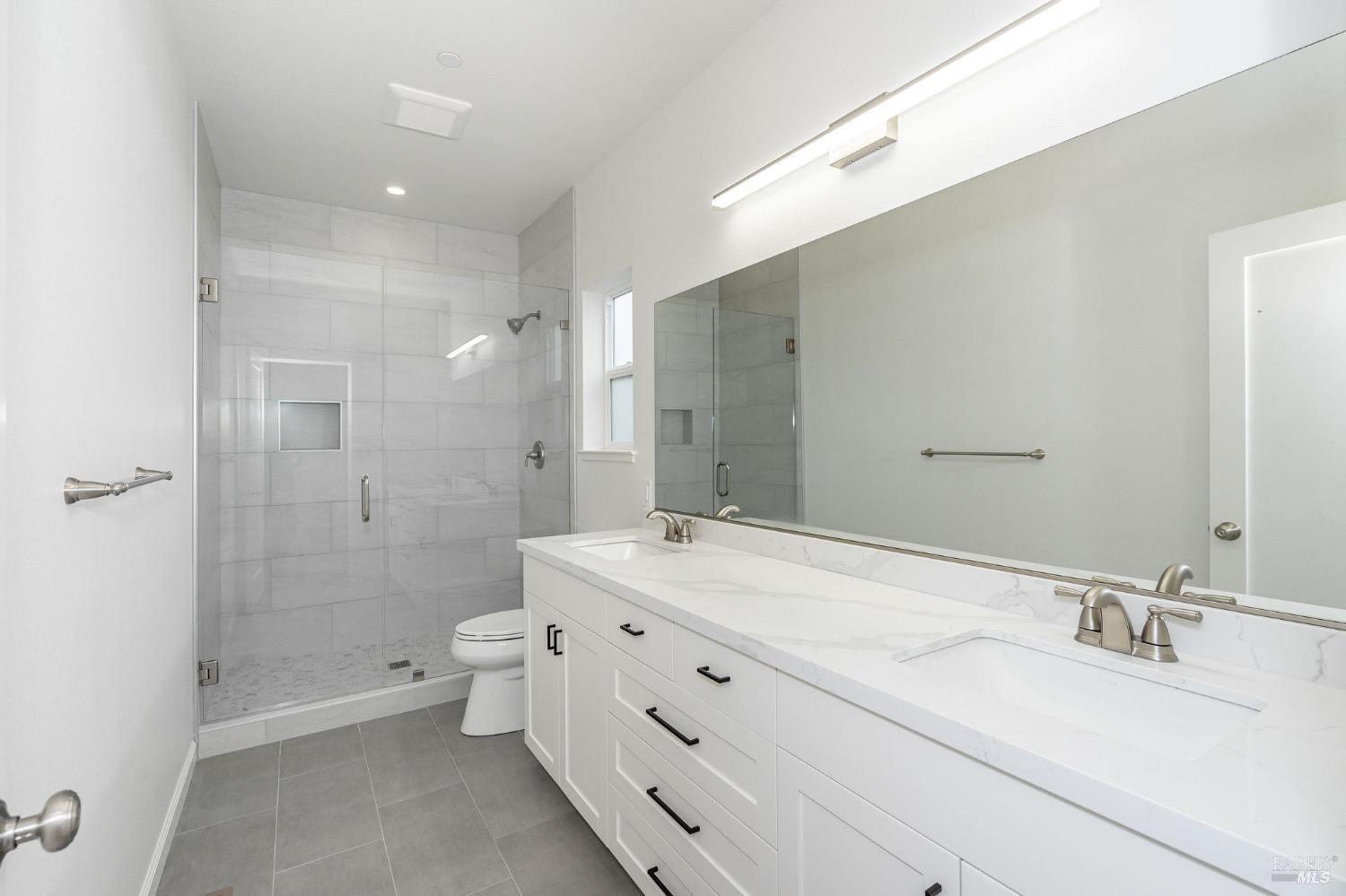 Detail Gallery Image 36 of 43 For 1924 San Salvador Dr, Santa Rosa,  CA 95403 - 4 Beds | 2 Baths