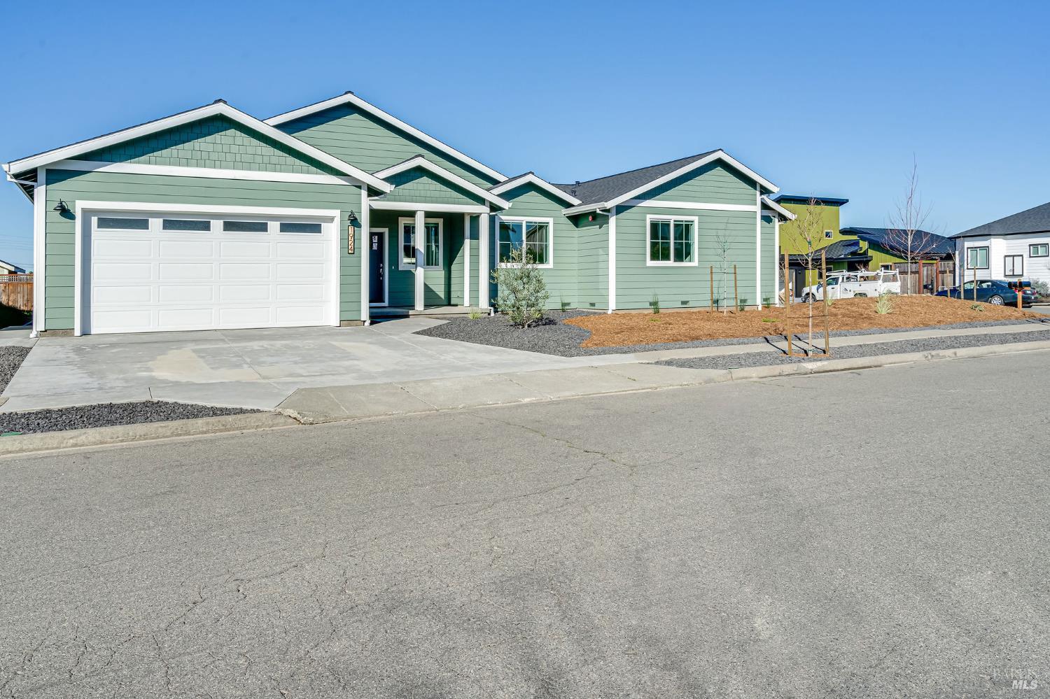 Detail Gallery Image 42 of 43 For 1924 San Salvador Dr, Santa Rosa,  CA 95403 - 4 Beds | 2 Baths