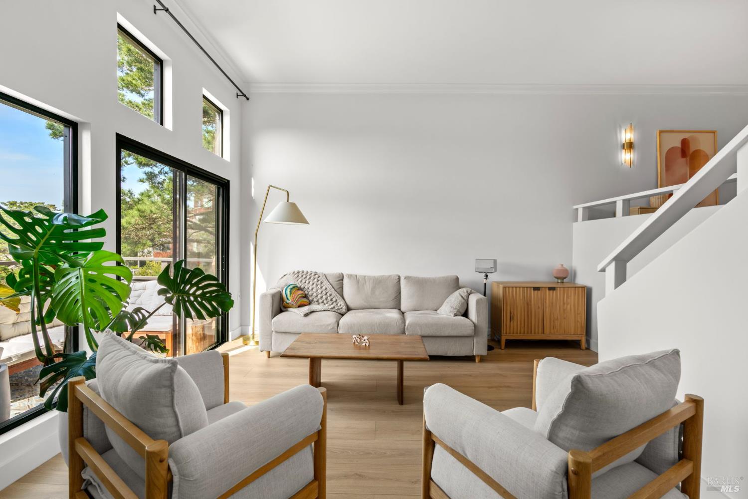 Detail Gallery Image 10 of 26 For 402 Donahue St, Sausalito,  CA 94965 - 3 Beds | 2/1 Baths