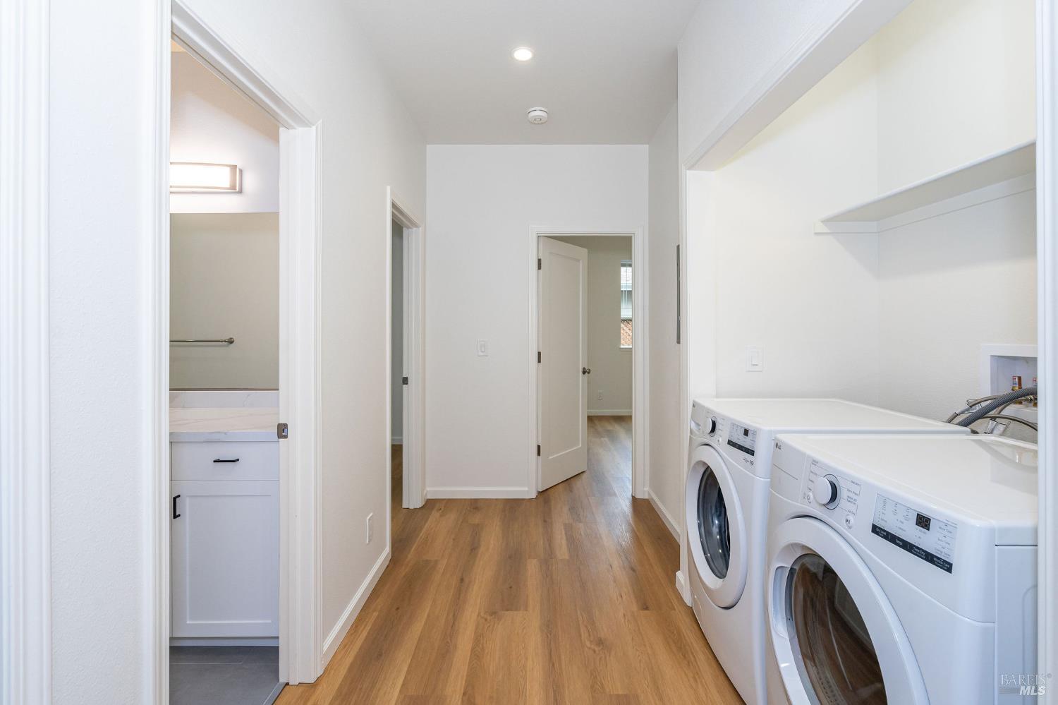 Detail Gallery Image 22 of 43 For 1924 San Salvador Dr, Santa Rosa,  CA 95403 - 4 Beds | 2 Baths