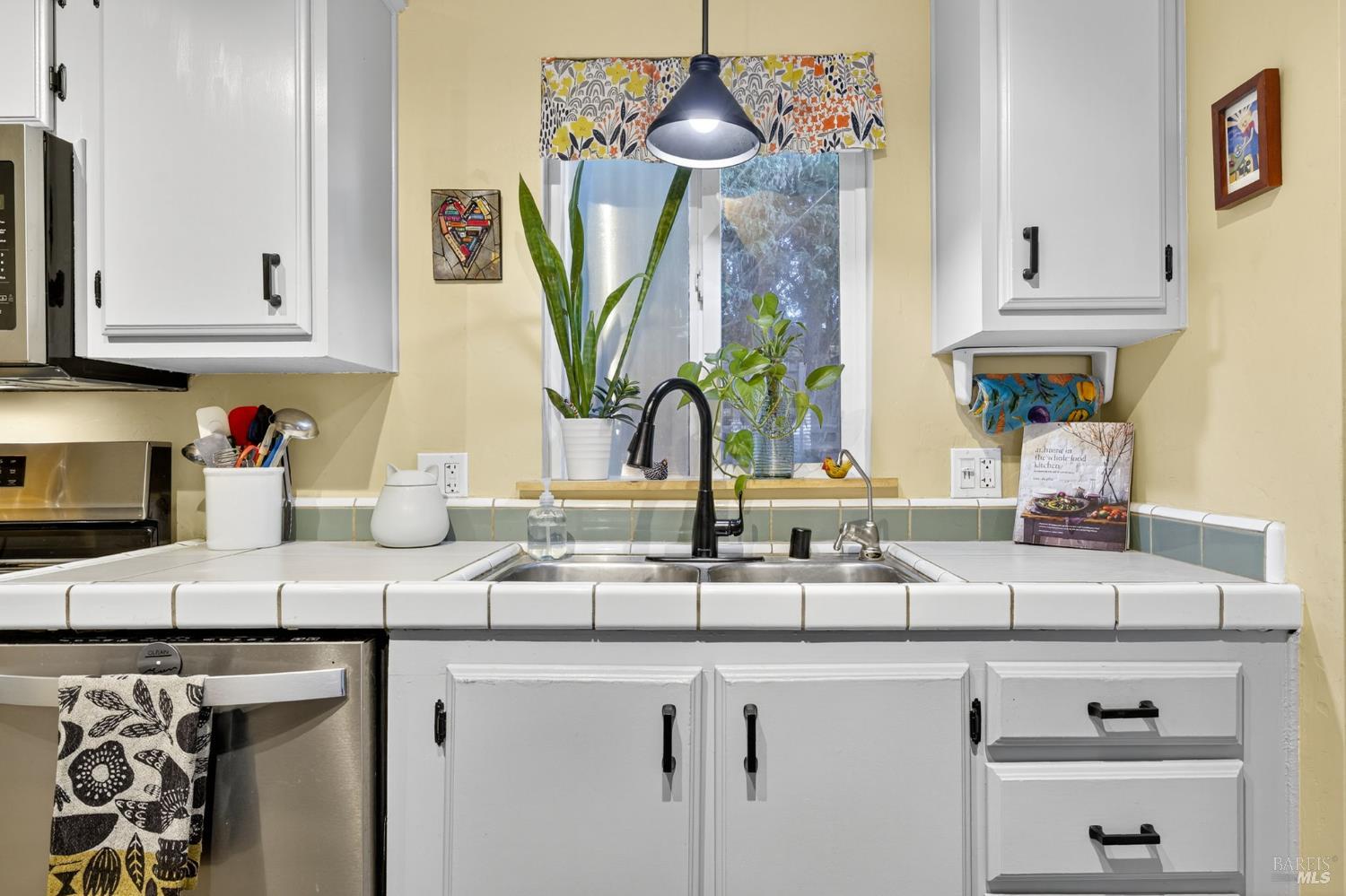 Detail Gallery Image 18 of 33 For 8034 Cliffrose St, Windsor,  CA 95492 - 3 Beds | 2 Baths