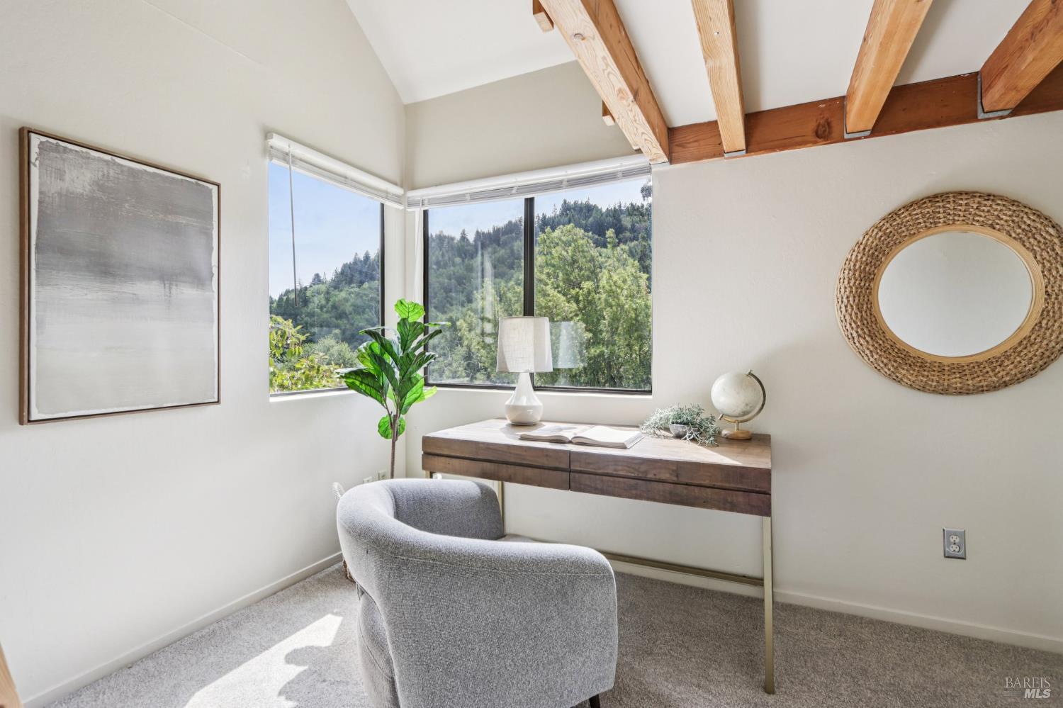 Detail Gallery Image 14 of 36 For 32 Glen Dr, Fairfax,  CA 94930 - 3 Beds | 2 Baths