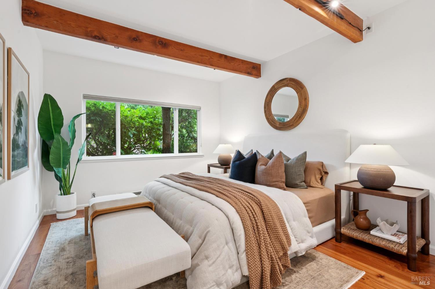 Detail Gallery Image 12 of 19 For 84 Madrone Ave #1,  San Anselmo,  CA 94960 - 2 Beds | 1 Baths