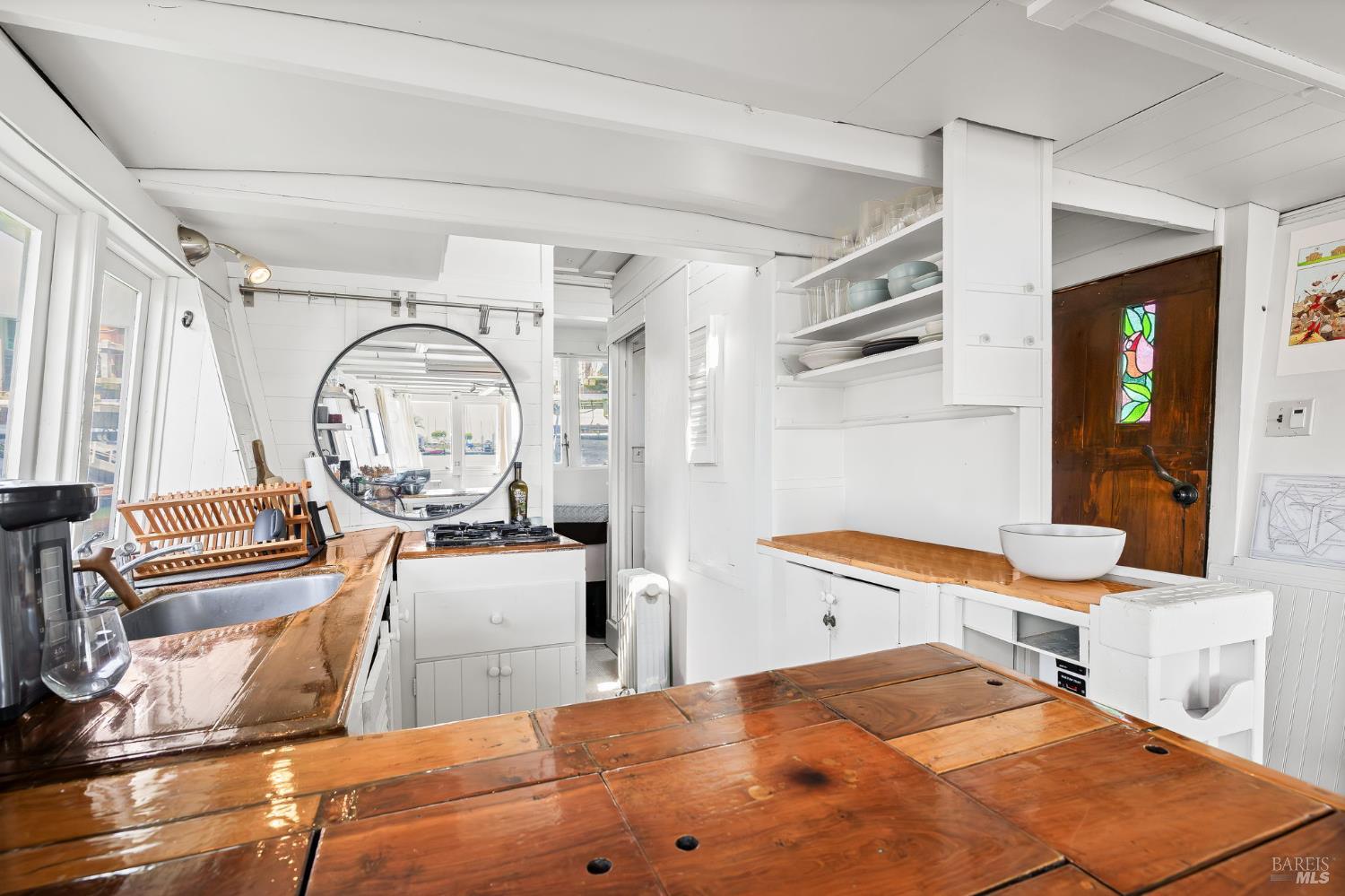 Detail Gallery Image 16 of 21 For 12 S 40 Dock Unkn, Sausalito,  CA 94965 - 1 Beds | 1 Baths