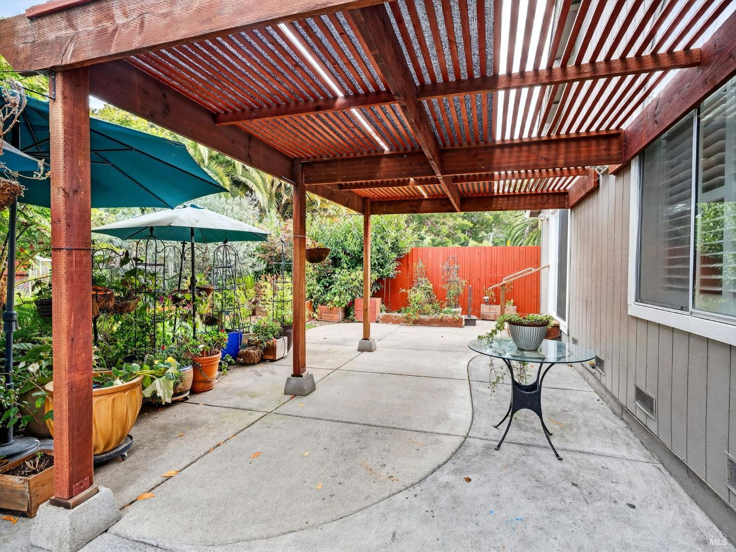 Detail Gallery Image 53 of 63 For 220 Mendelssohn Ct, Cotati,  CA 94931 - 4 Beds | 2 Baths