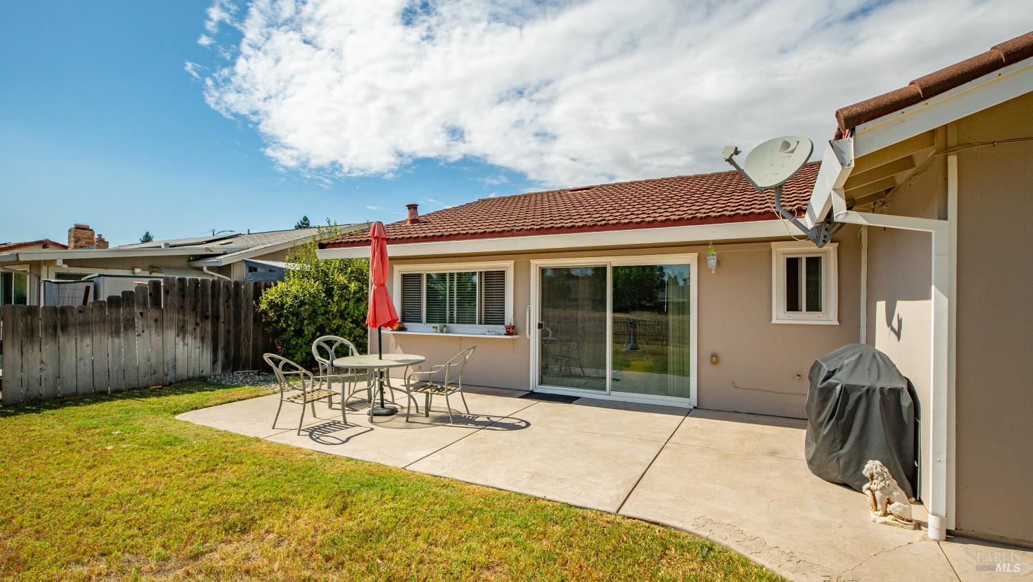 Detail Gallery Image 38 of 64 For 442 Yellowstone Dr, Vacaville,  CA 95687 - 3 Beds | 2 Baths