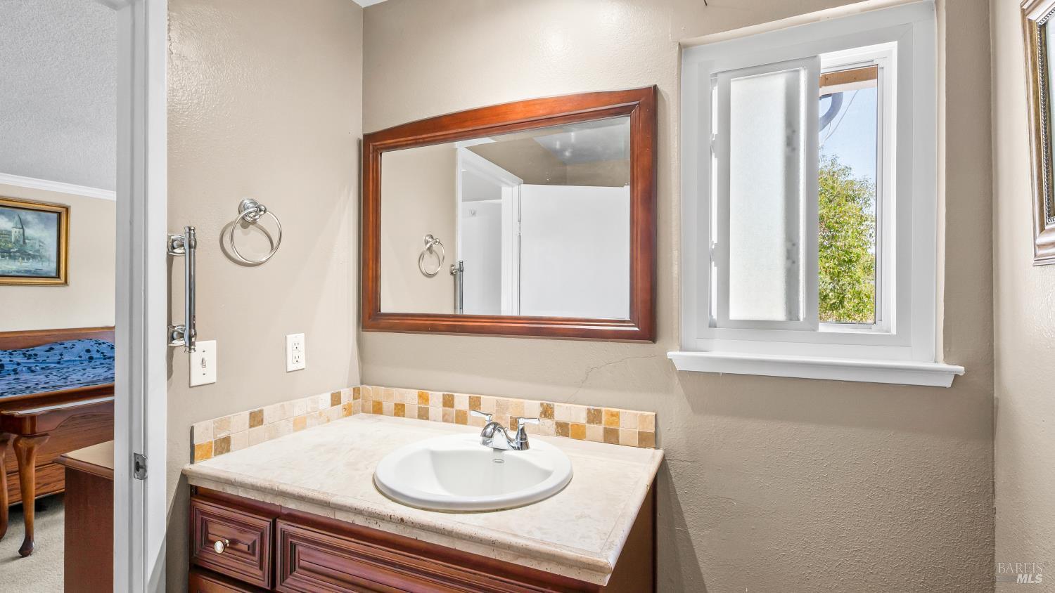 Detail Gallery Image 33 of 64 For 442 Yellowstone Dr, Vacaville,  CA 95687 - 3 Beds | 2 Baths