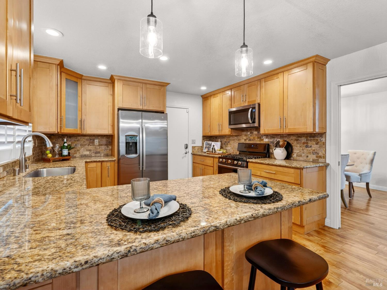 Detail Gallery Image 34 of 63 For 220 Mendelssohn Ct, Cotati,  CA 94931 - 4 Beds | 2 Baths