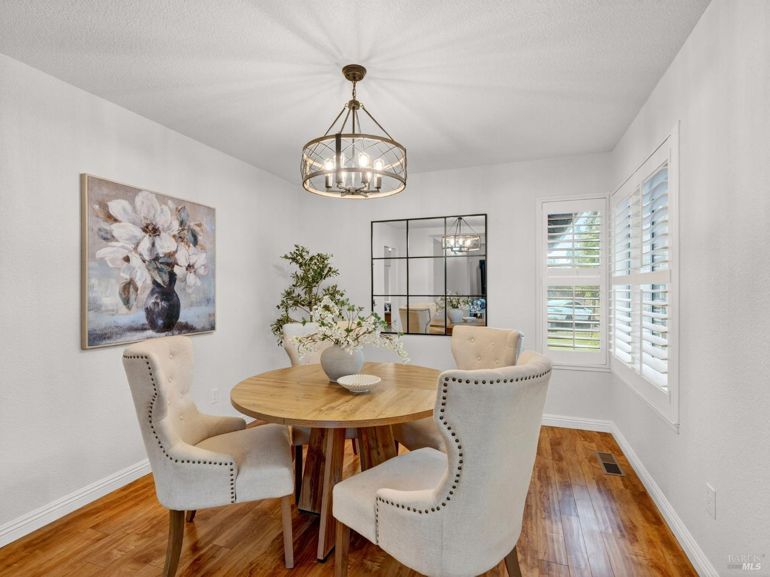 Detail Gallery Image 32 of 63 For 220 Mendelssohn Ct, Cotati,  CA 94931 - 4 Beds | 2 Baths