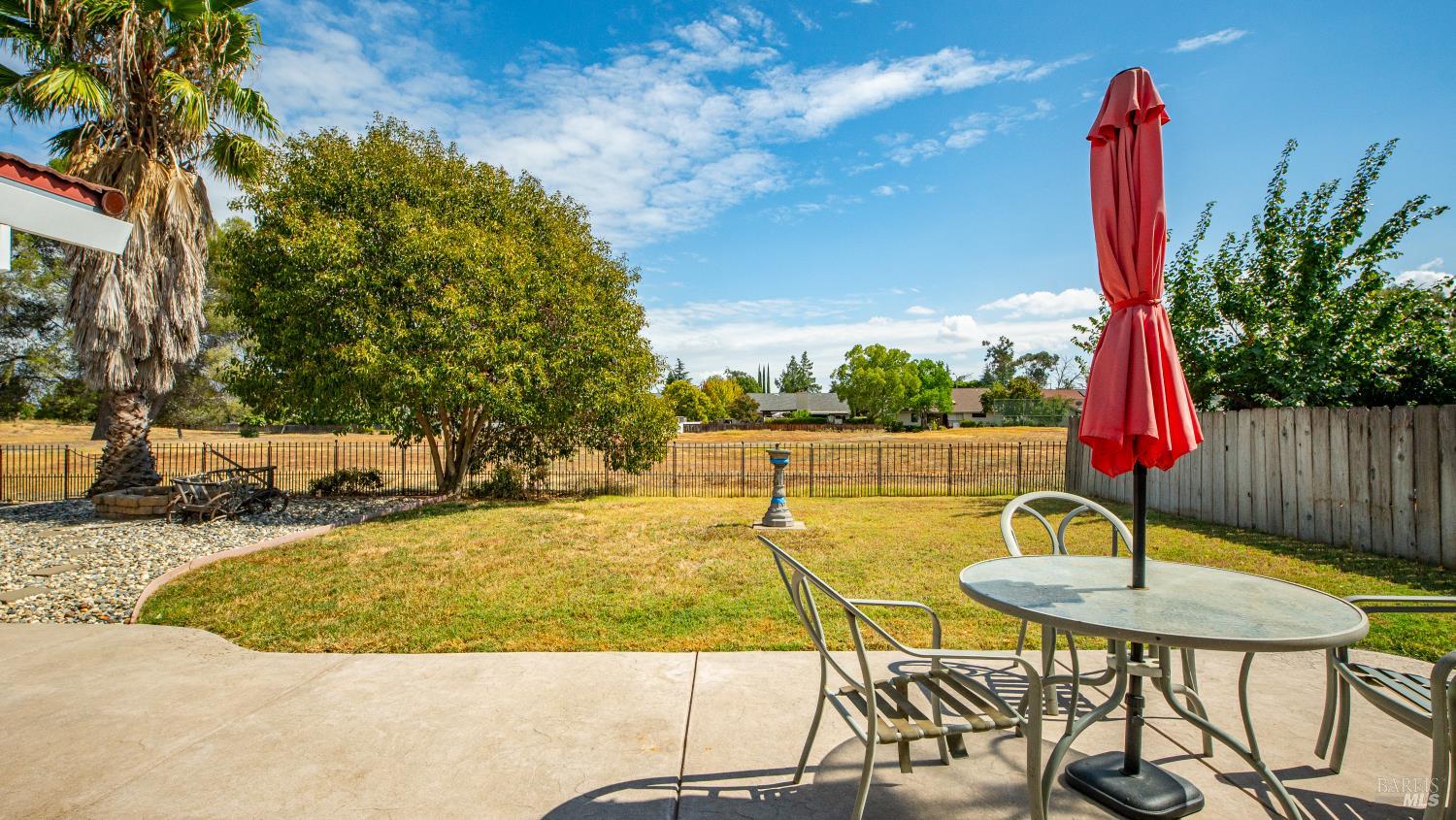Detail Gallery Image 36 of 64 For 442 Yellowstone Dr, Vacaville,  CA 95687 - 3 Beds | 2 Baths