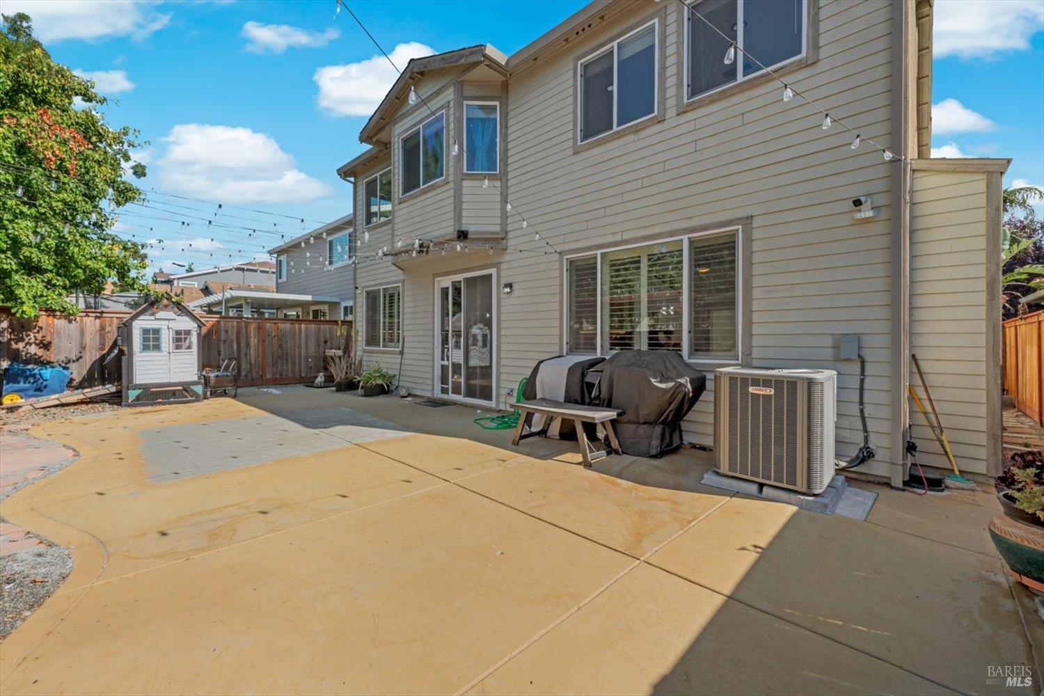 Detail Gallery Image 43 of 56 For 2541 Rowe Dr, Fairfield,  CA 94533 - 5 Beds | 3 Baths