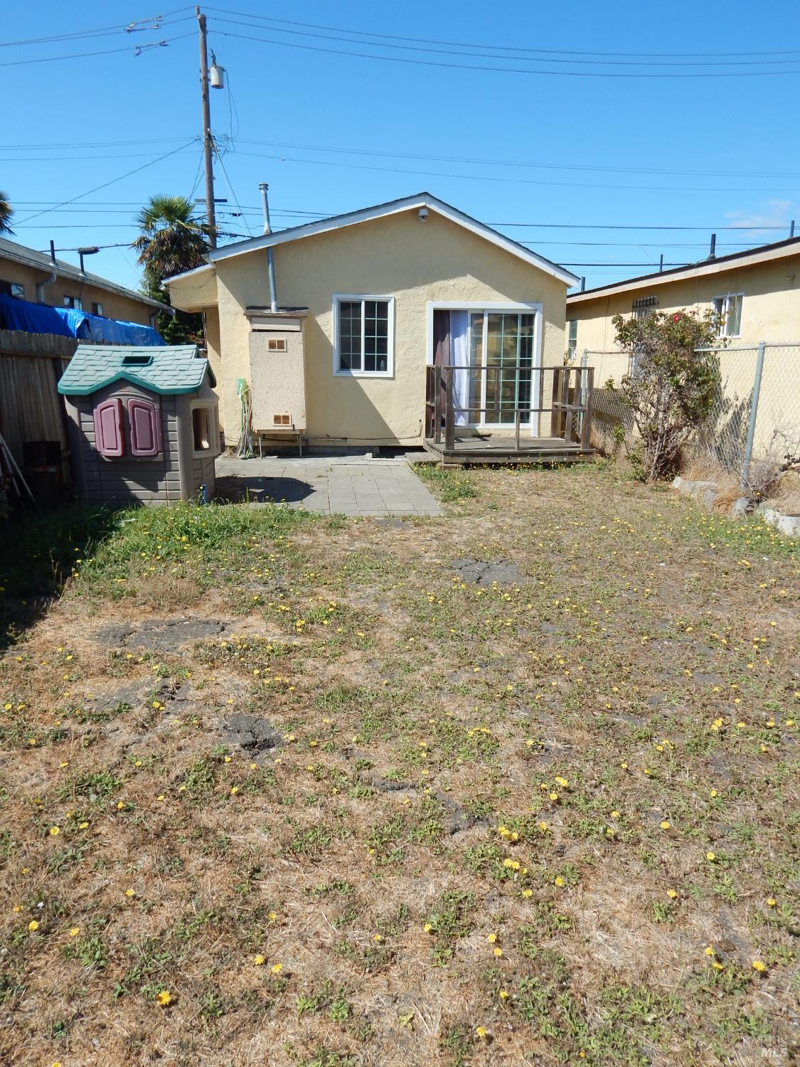 Detail Gallery Image 20 of 22 For 1512 15th St, San Pablo,  CA 94806 - 2 Beds | 1 Baths