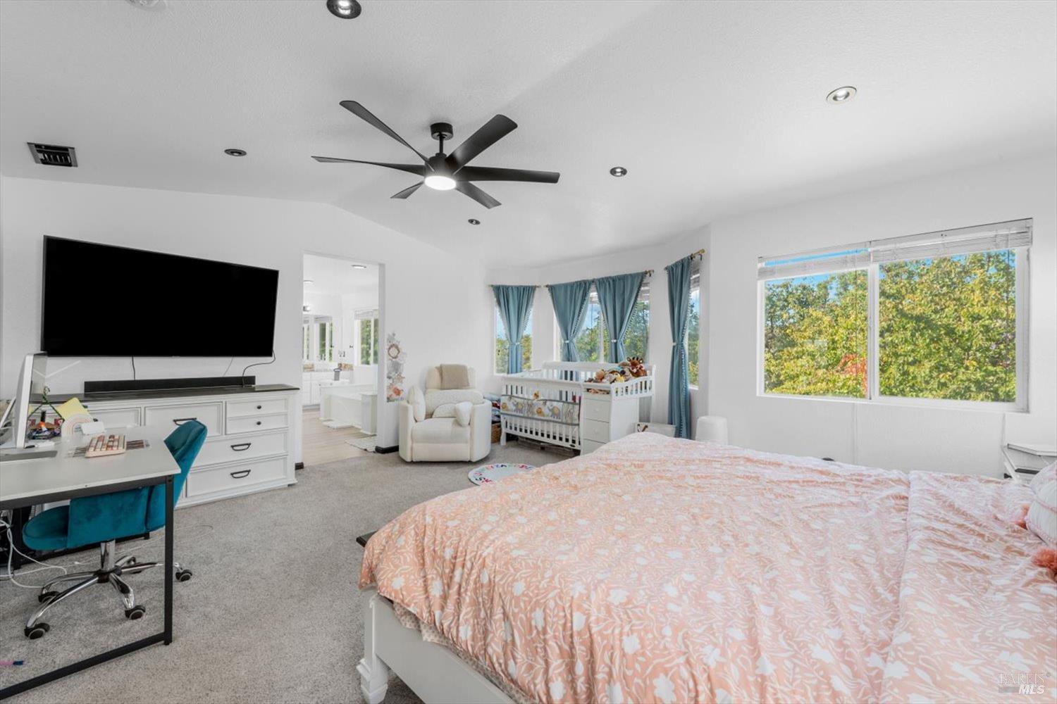 Detail Gallery Image 23 of 56 For 2541 Rowe Dr, Fairfield,  CA 94533 - 5 Beds | 3 Baths