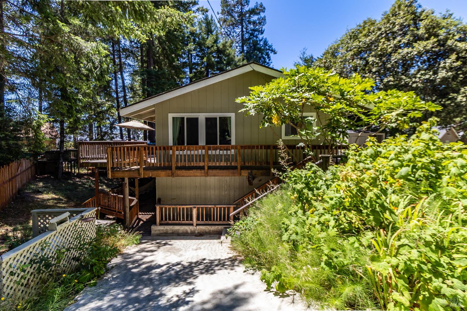 Detail Gallery Image 9 of 87 For 35550 Ocean View Way, Gualala,  CA 95445 - 3 Beds | 2 Baths