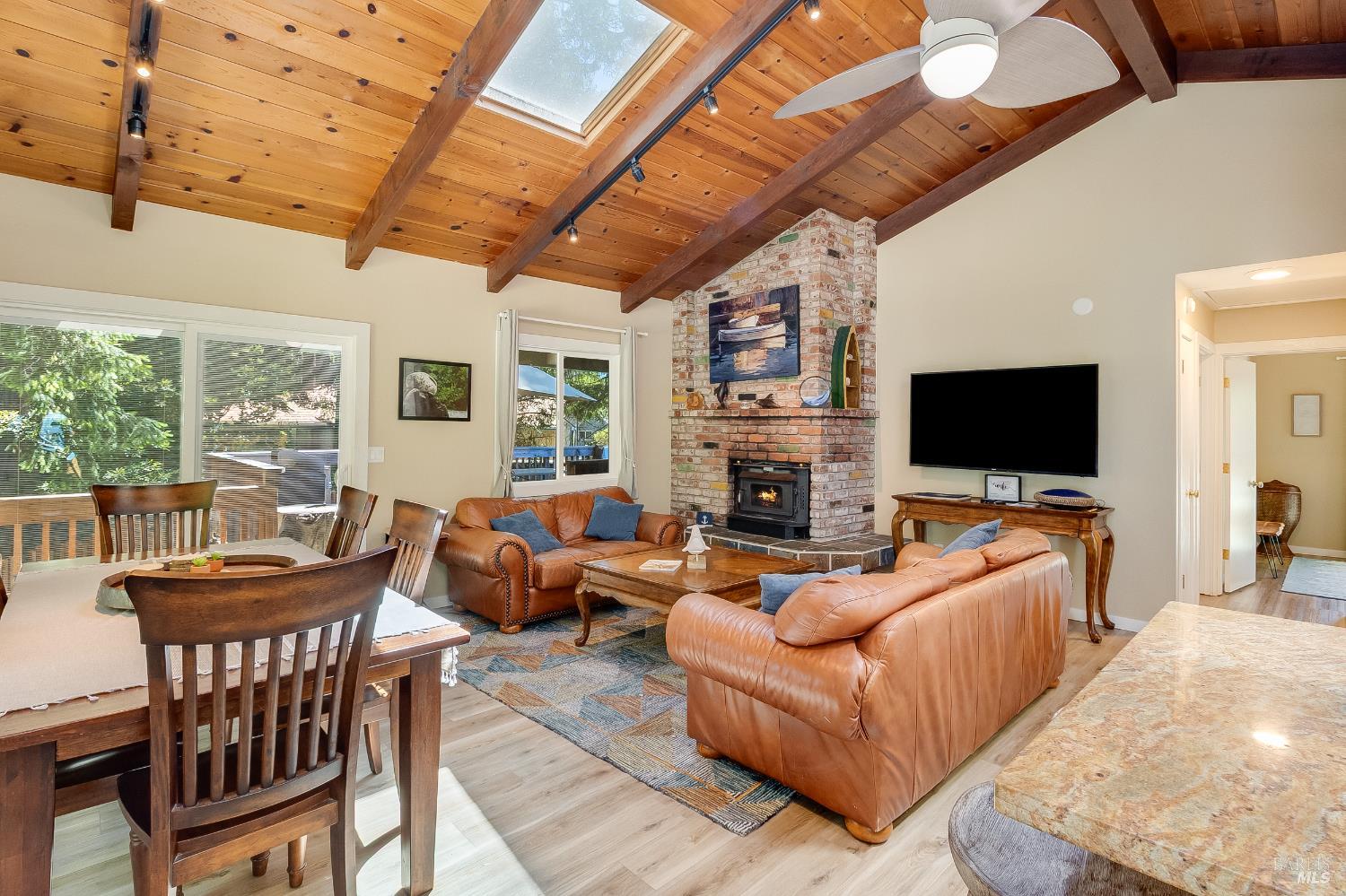 Detail Gallery Image 36 of 87 For 35550 Ocean View Way, Gualala,  CA 95445 - 3 Beds | 2 Baths