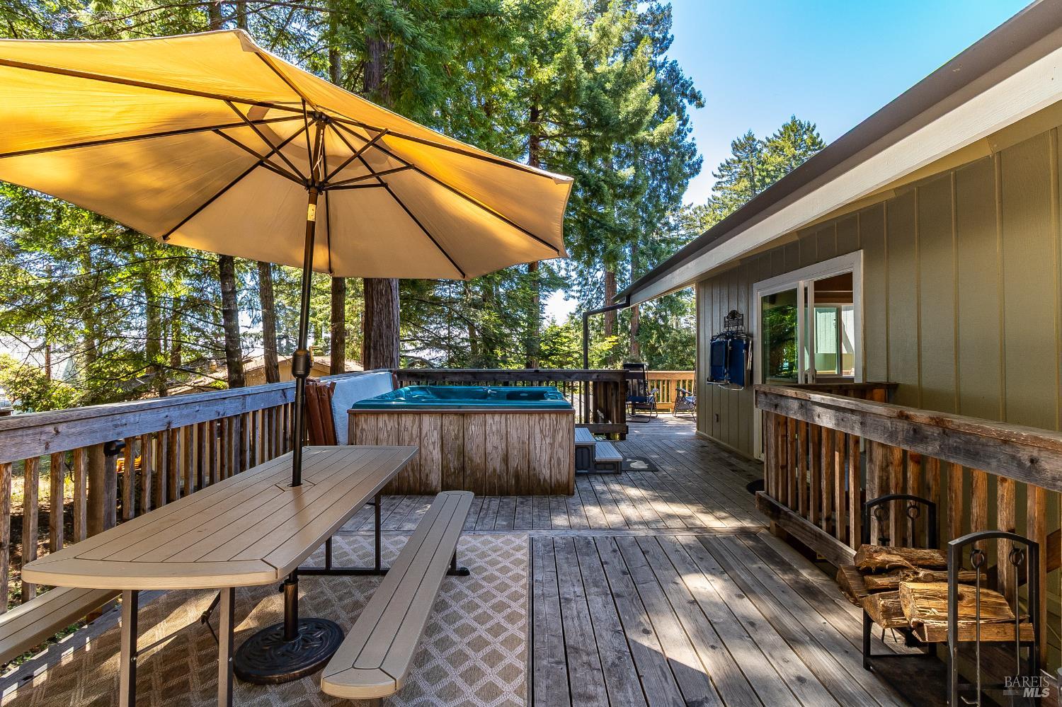 Detail Gallery Image 15 of 87 For 35550 Ocean View Way, Gualala,  CA 95445 - 3 Beds | 2 Baths