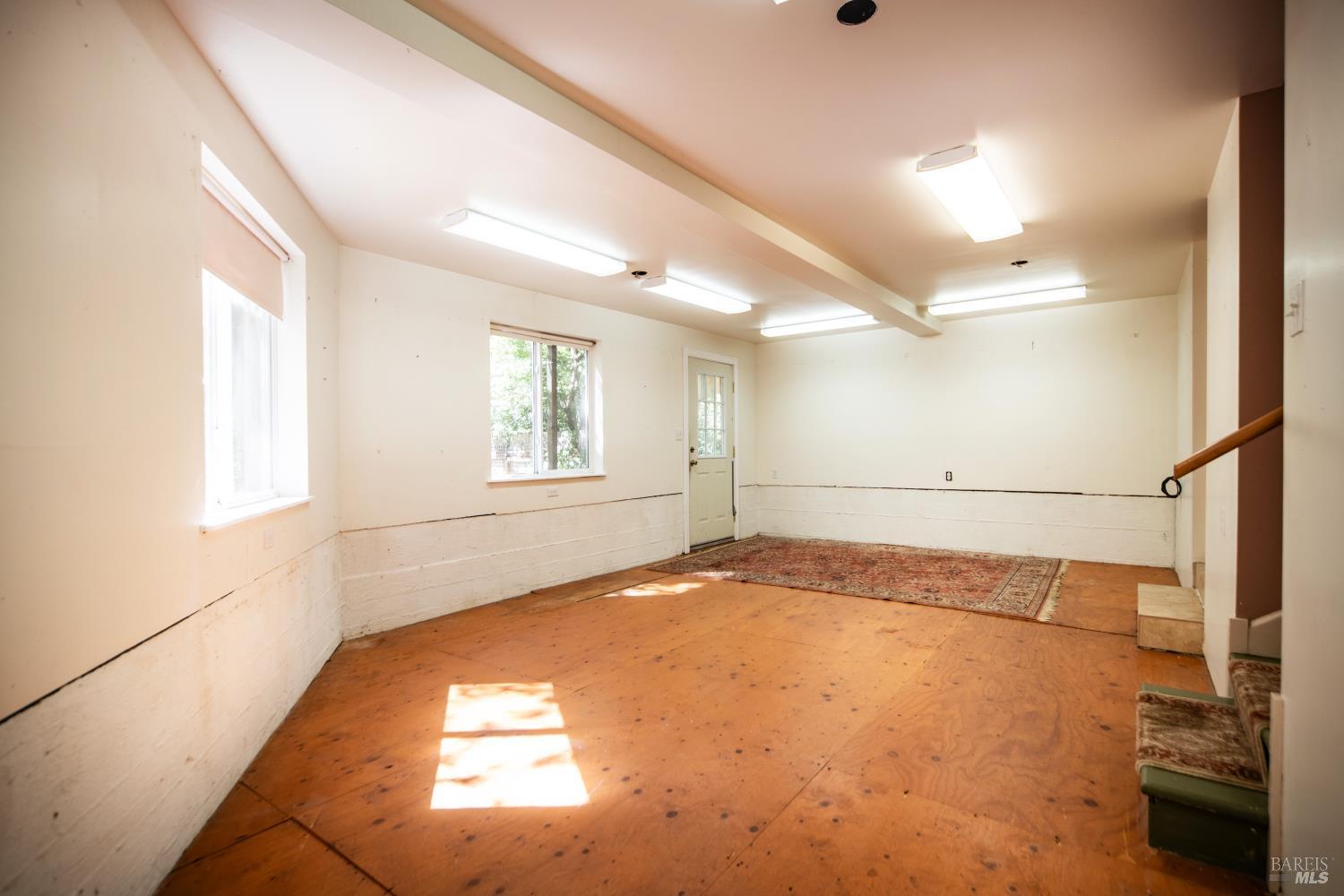 Detail Gallery Image 29 of 35 For 176 Railroad Ave, Woodacre,  CA 94973 - 2 Beds | 2 Baths