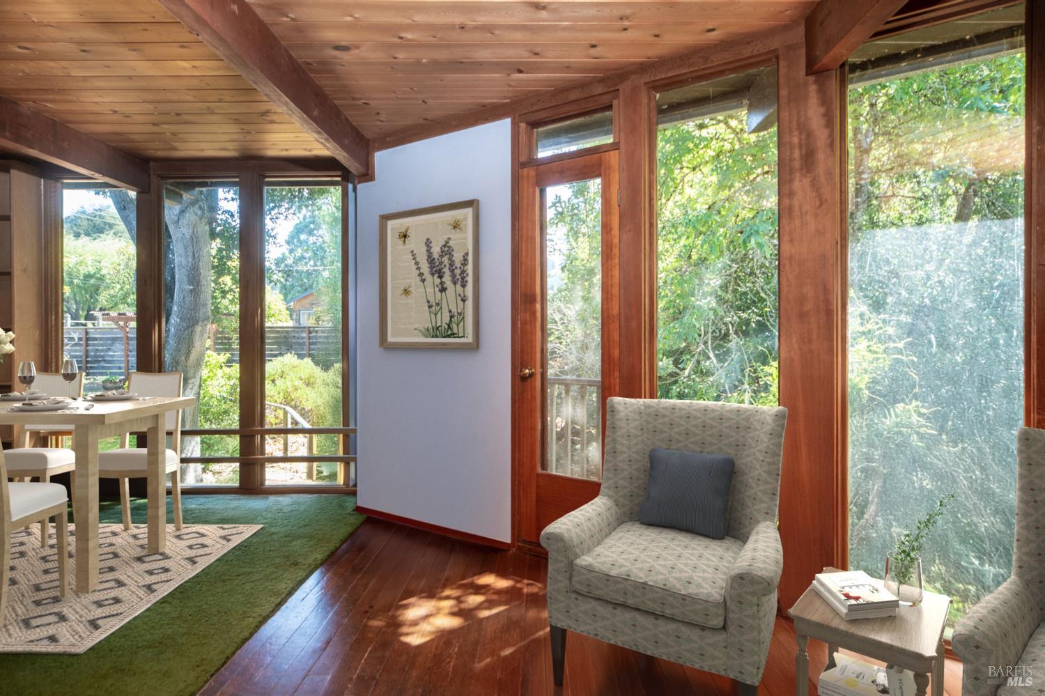 Detail Gallery Image 14 of 35 For 176 Railroad Ave, Woodacre,  CA 94973 - 2 Beds | 2 Baths