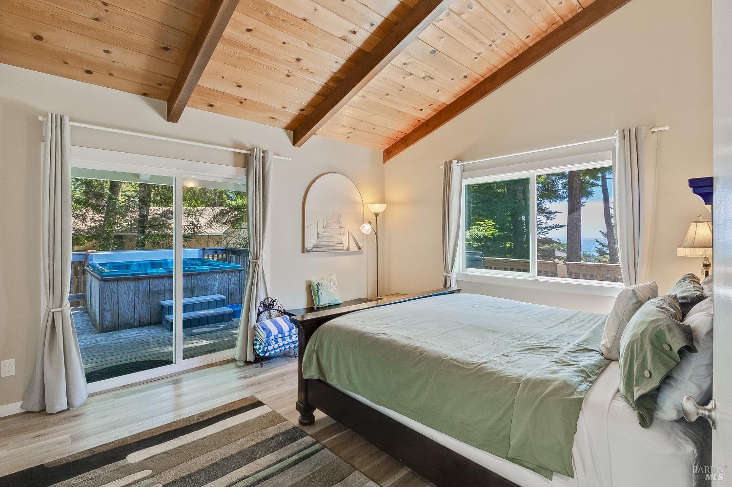 Detail Gallery Image 4 of 87 For 35550 Ocean View Way, Gualala,  CA 95445 - 3 Beds | 2 Baths