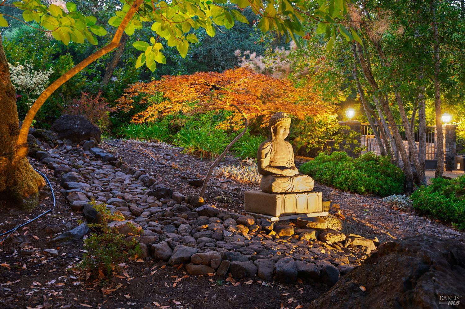 Detail Gallery Image 9 of 40 For 4300 Warm Springs Rd, Glen Ellen,  CA 95442 - 4 Beds | 2 Baths