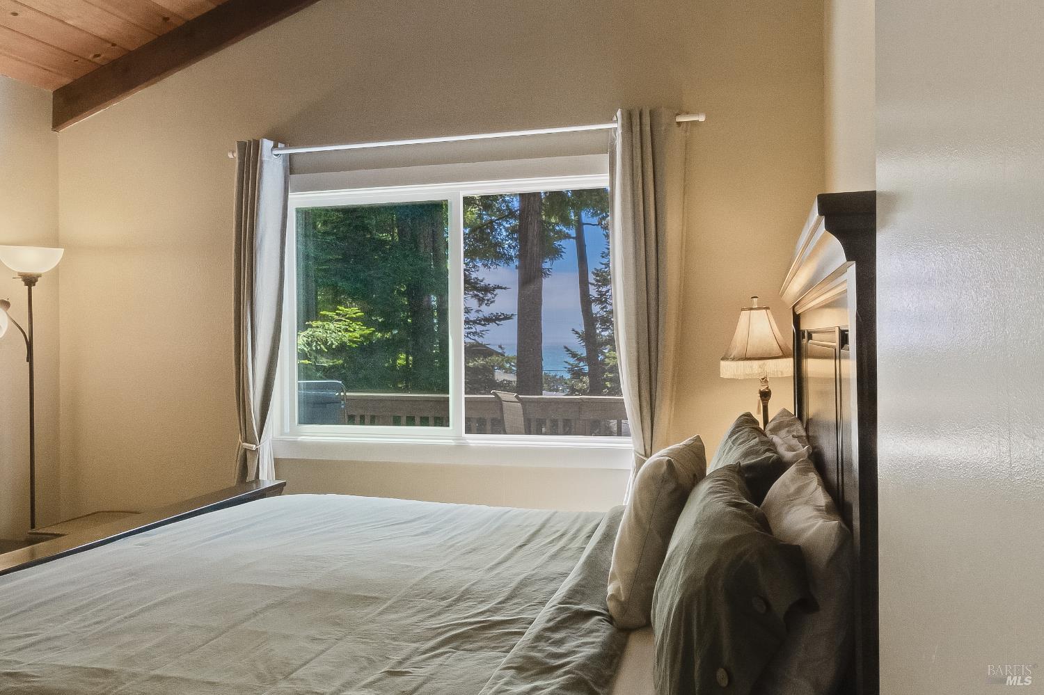 Detail Gallery Image 49 of 87 For 35550 Ocean View Way, Gualala,  CA 95445 - 3 Beds | 2 Baths