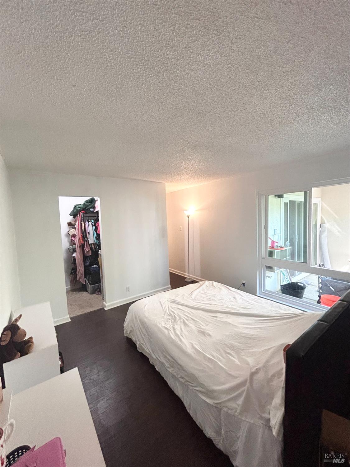 Detail Gallery Image 11 of 25 For 2100 Laguna Cir #D,  Concord,  CA 94520 - 1 Beds | 1 Baths