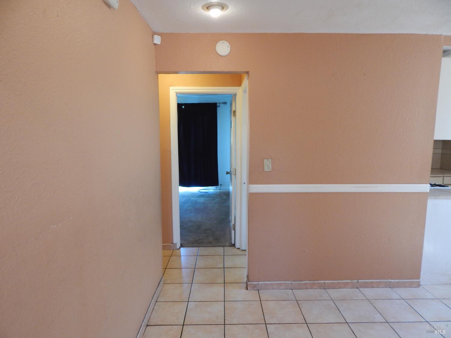 Detail Gallery Image 4 of 22 For 1512 15th St, San Pablo,  CA 94806 - 2 Beds | 1 Baths